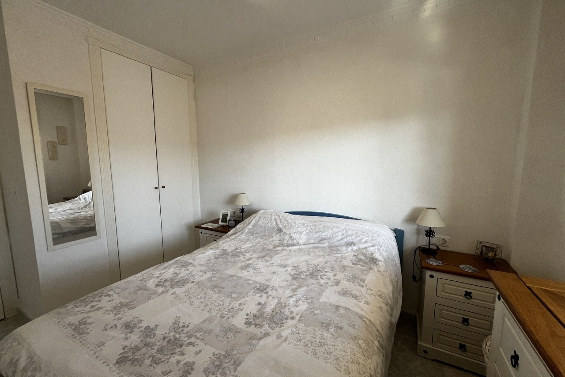Resale - Apartment / Flat -
Algorfa