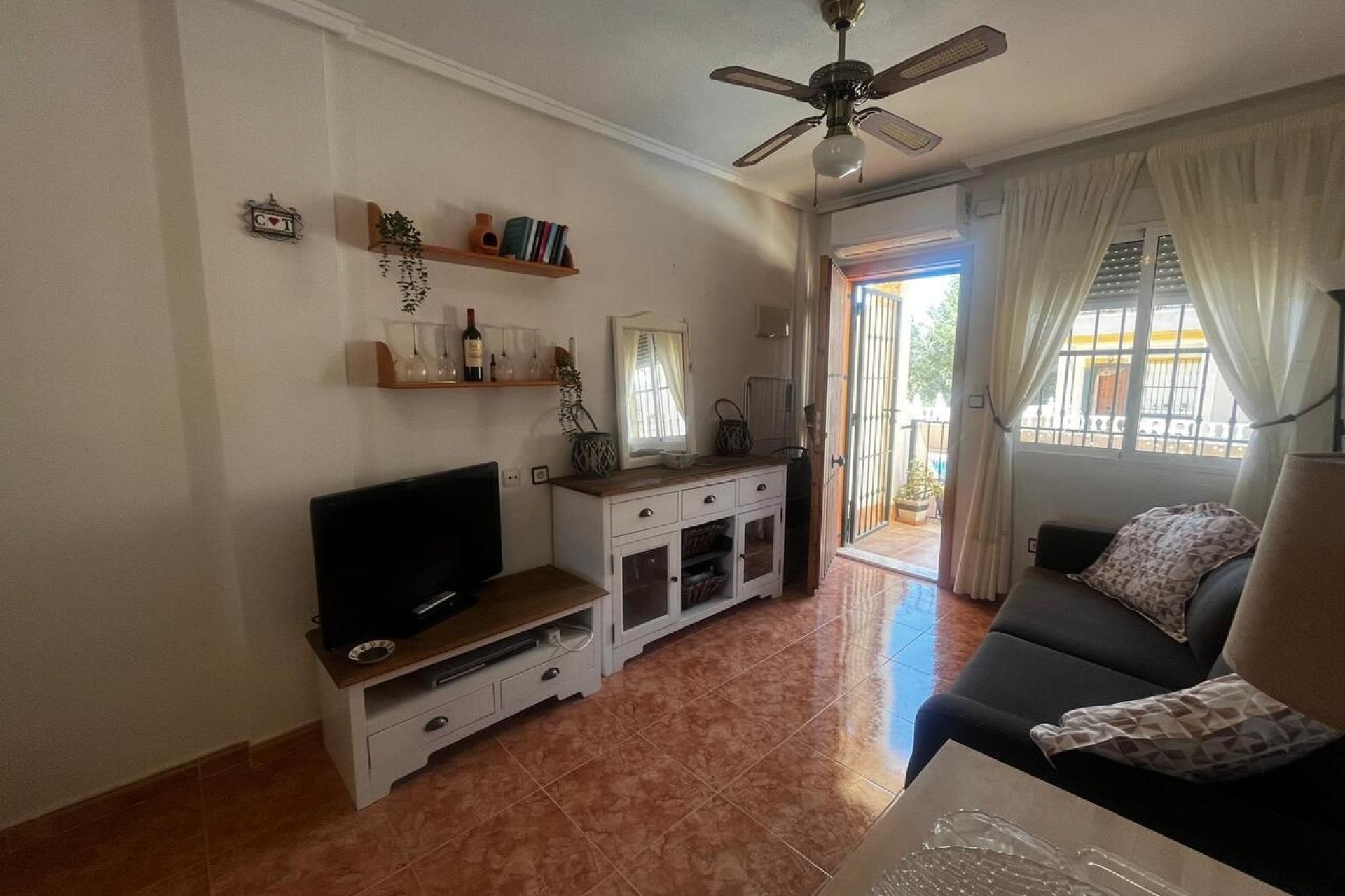Resale - Apartment / Flat -
Algorfa