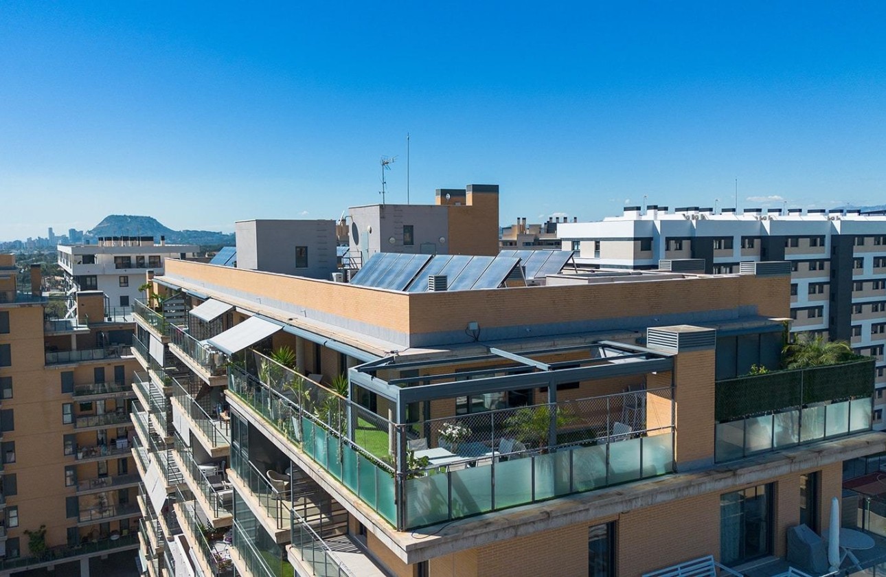 Resale - Apartment / Flat -
Alicante - Pau 5