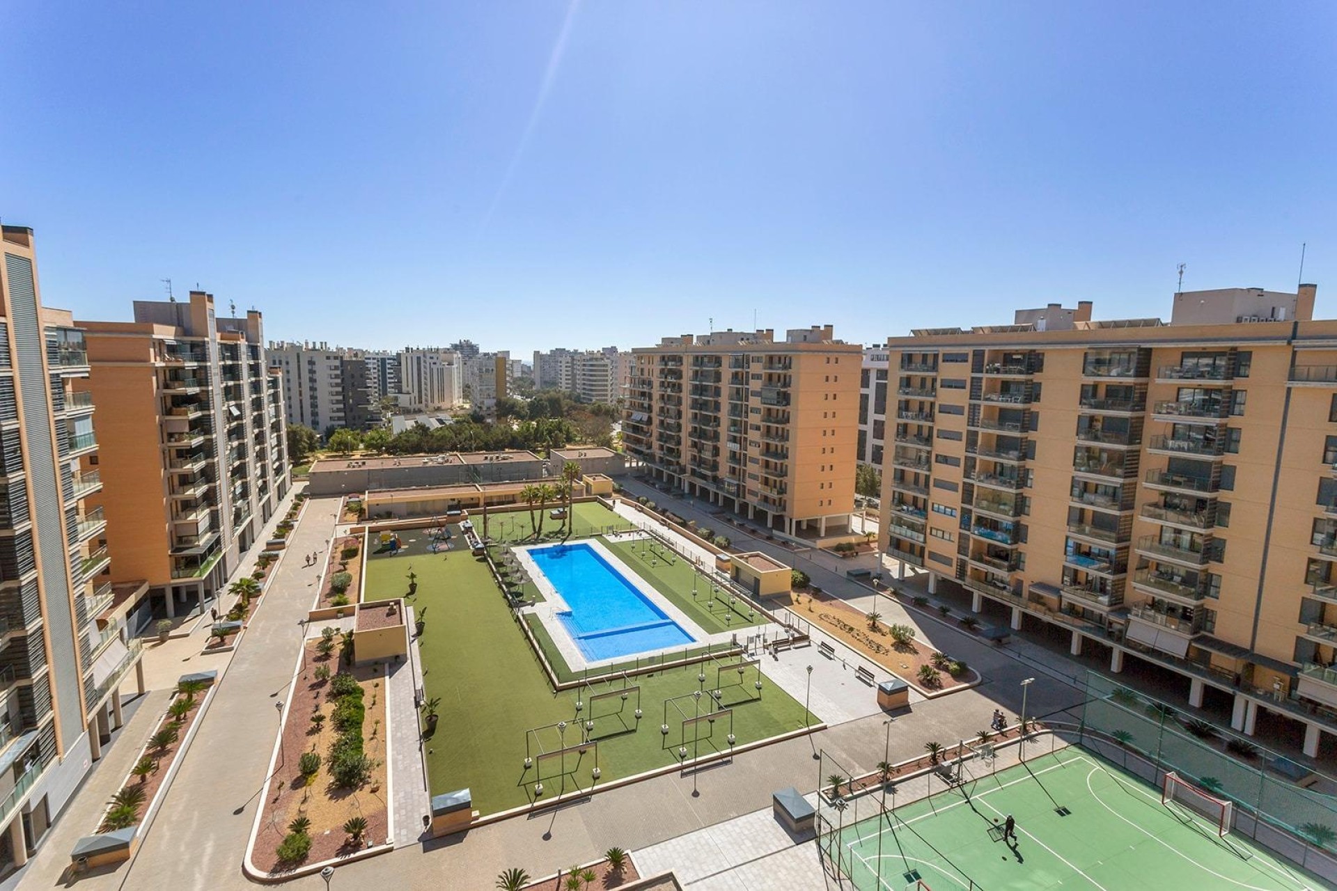Resale - Apartment / Flat -
Alicante - Pau 5
