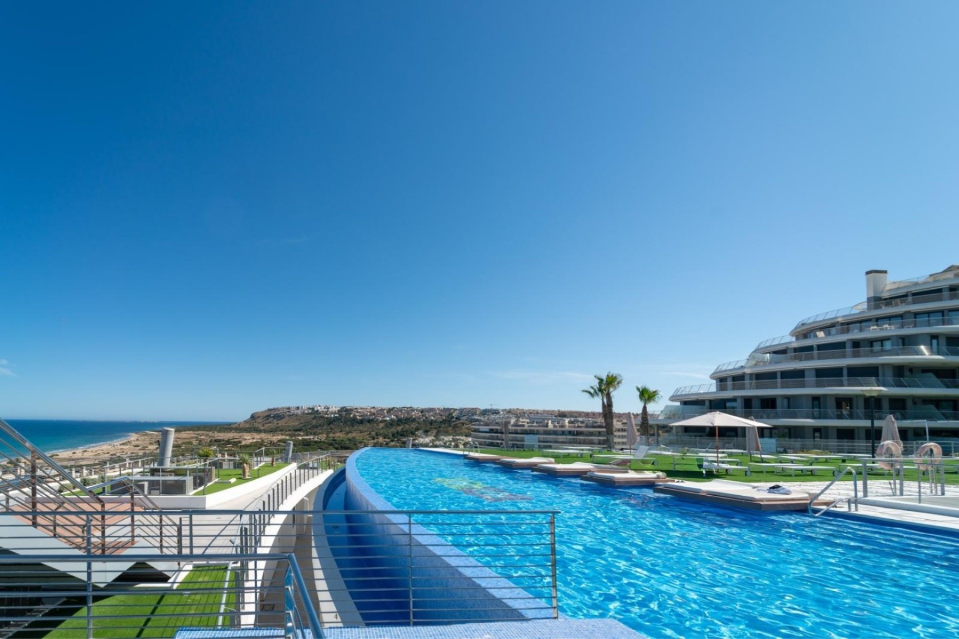 Resale - Apartment / Flat -
Arenales del Sol