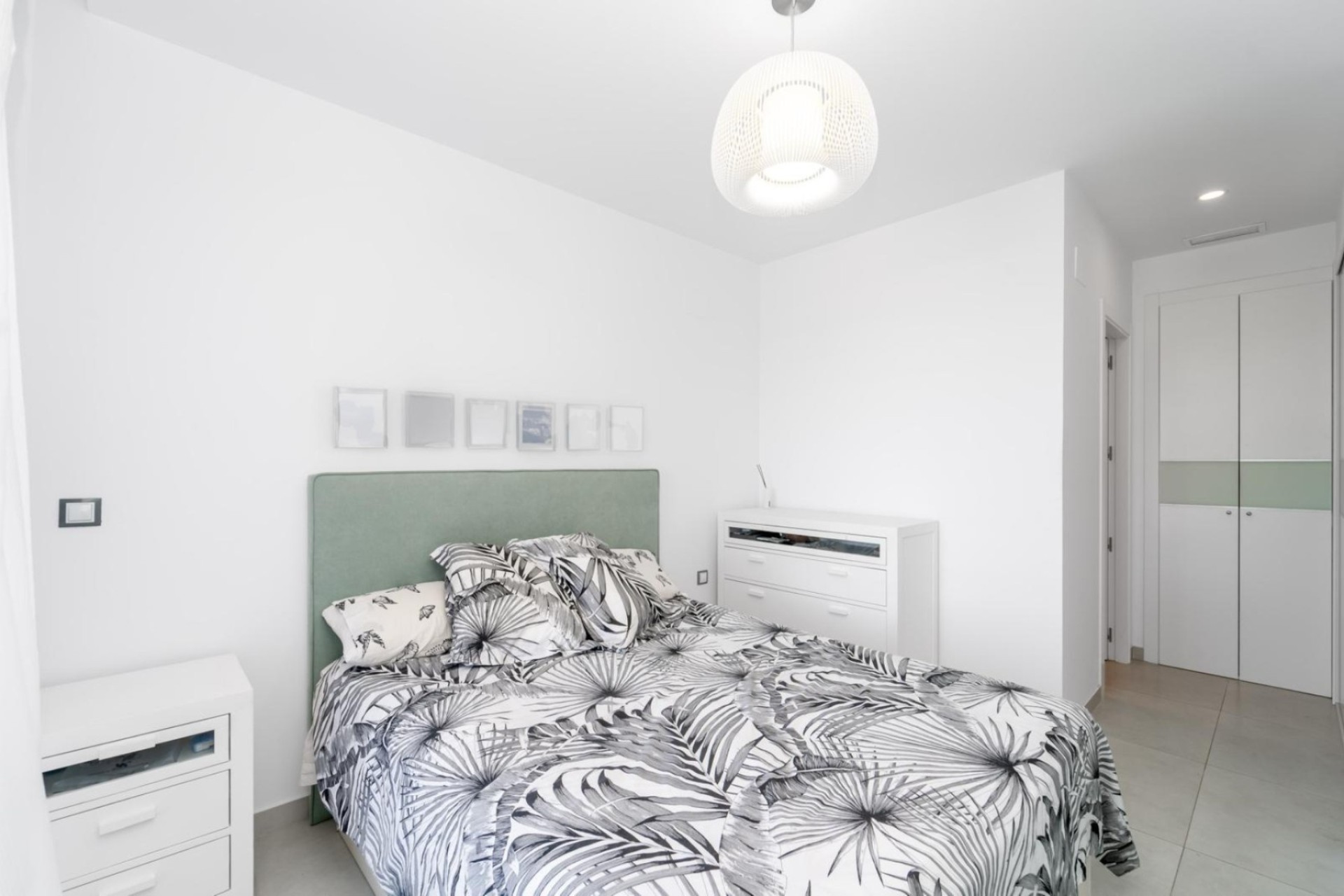 Resale - Apartment / Flat -
Arenales del Sol