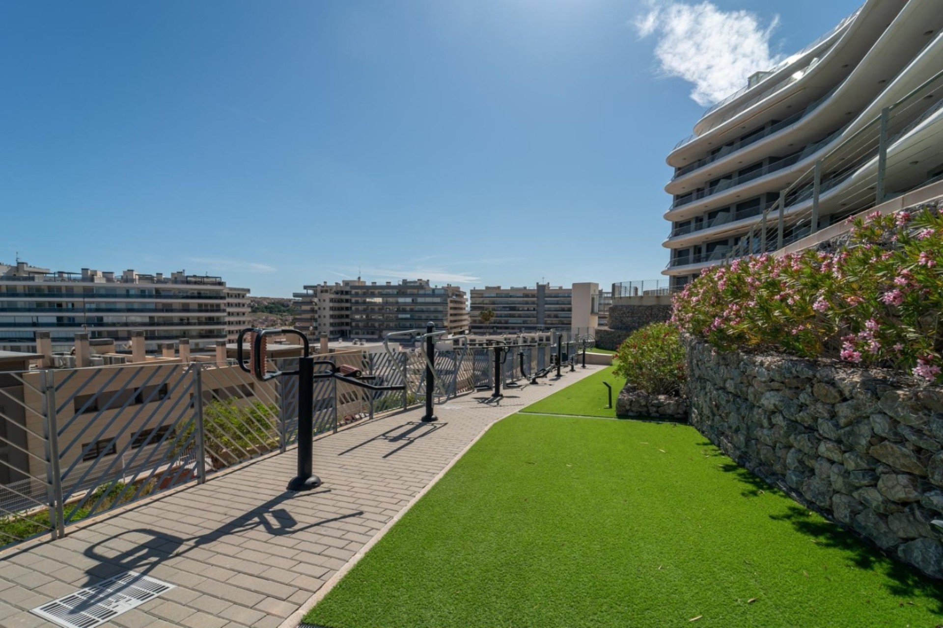 Resale - Apartment / Flat -
Arenales del Sol