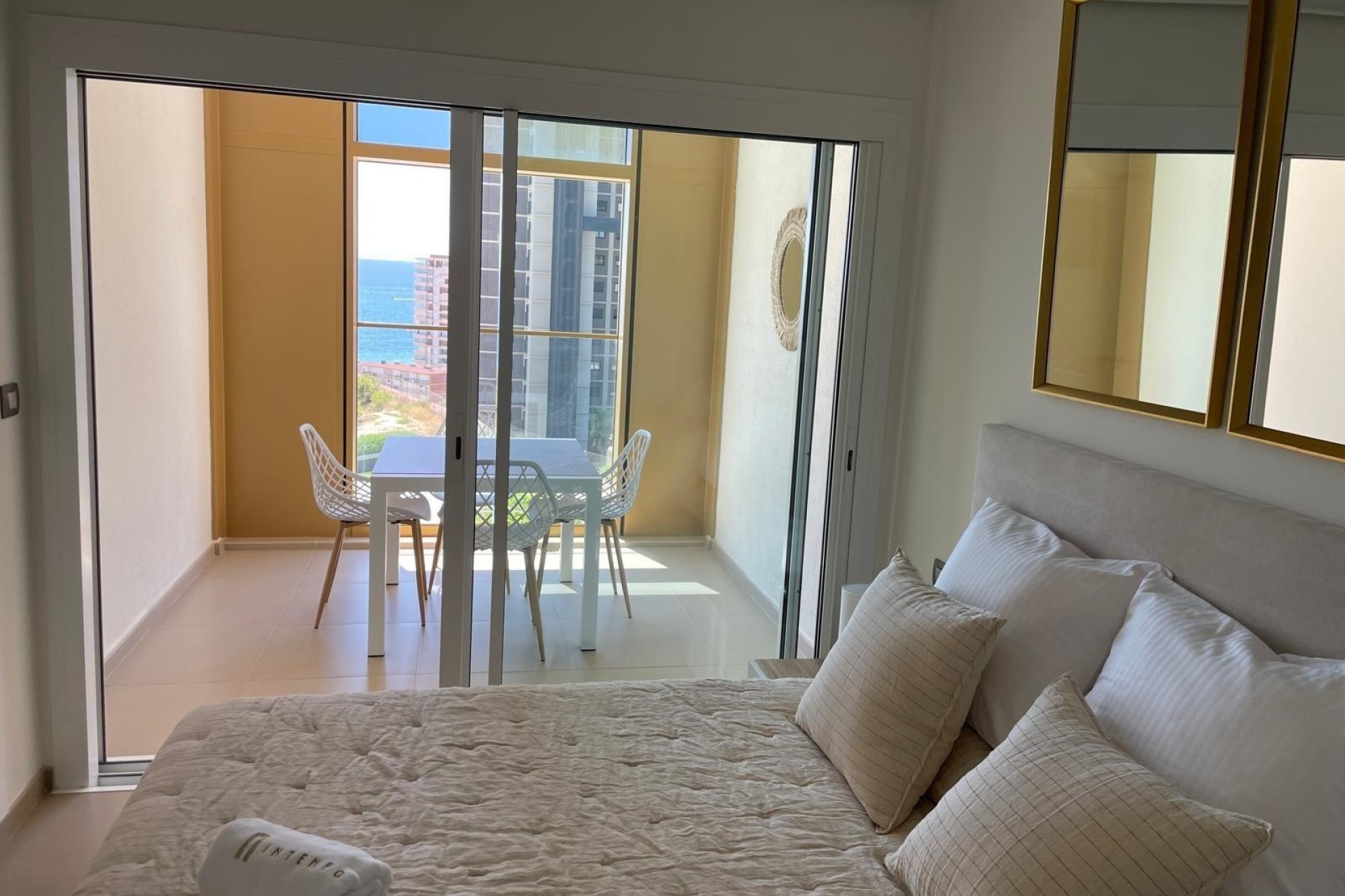 Resale - Apartment / Flat -
Benidorm