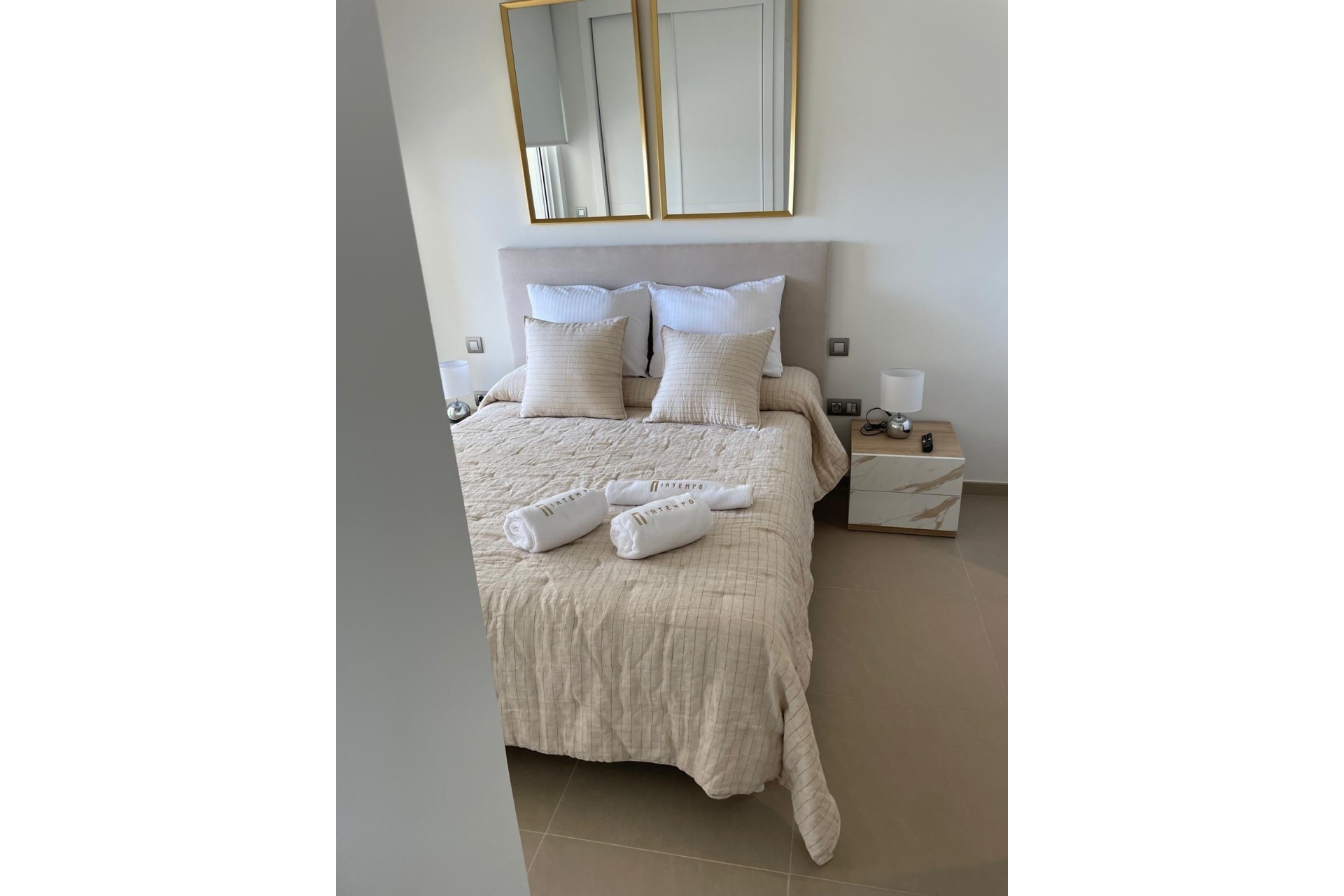 Resale - Apartment / Flat -
Benidorm
