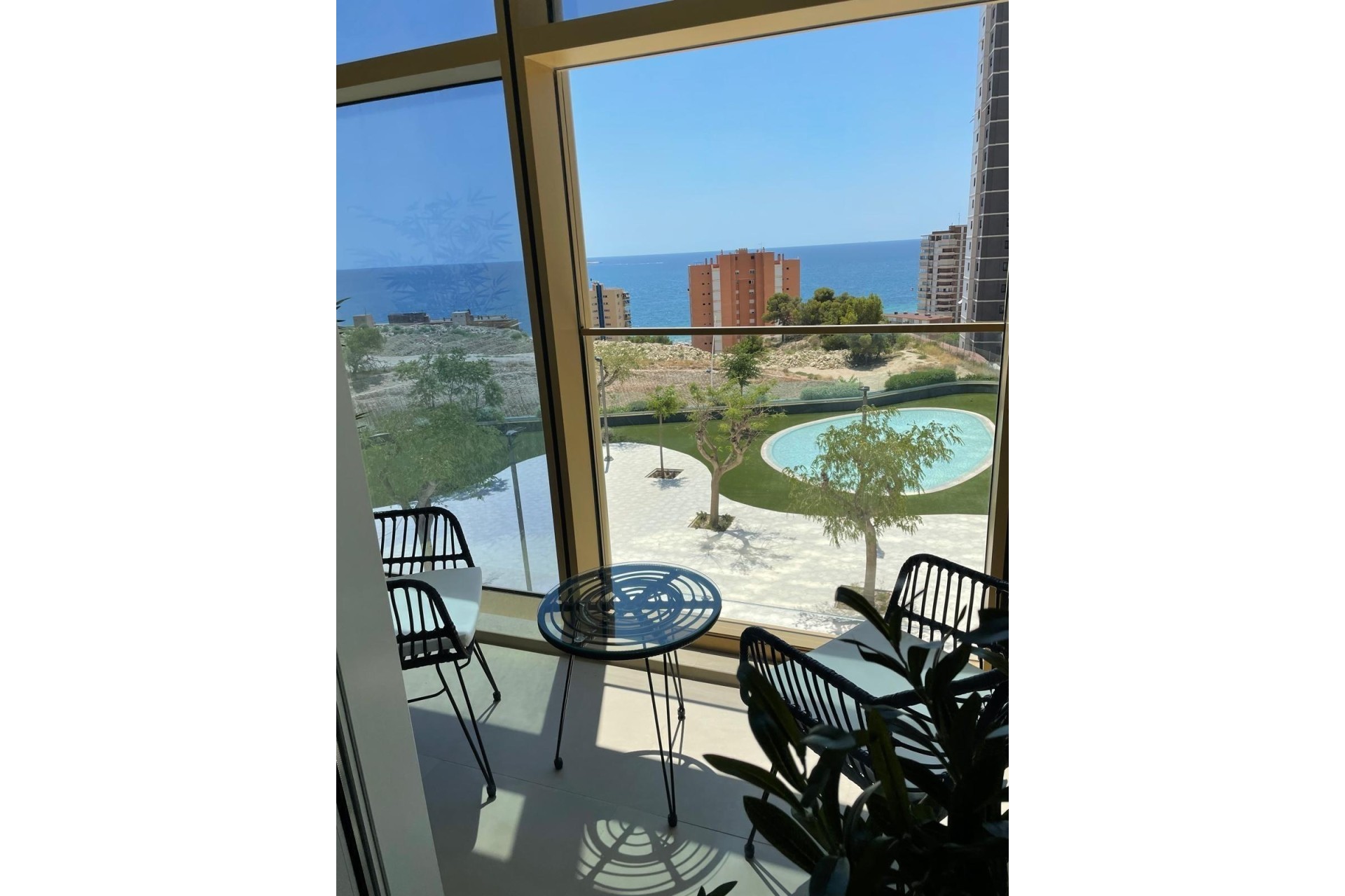 Resale - Apartment / Flat -
Benidorm
