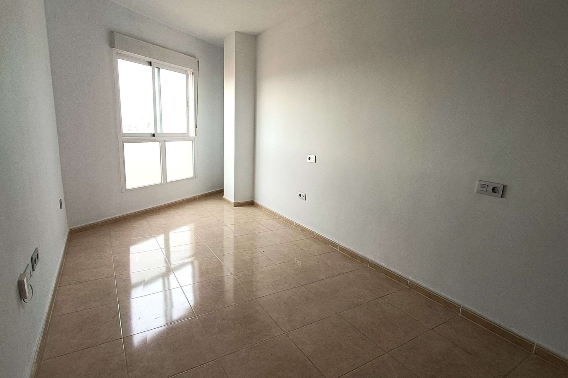 Resale - Apartment / Flat -
Benijofar