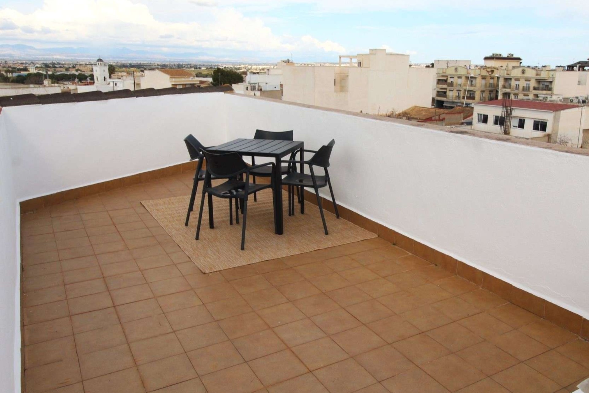 Resale - Apartment / Flat -
Benijofar