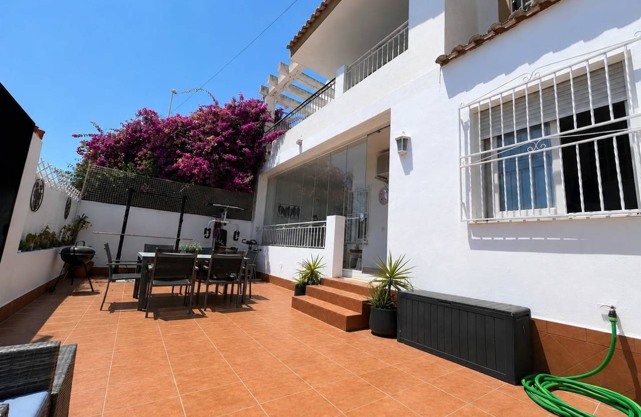 Resale - Apartment / Flat -
Cabo Roig