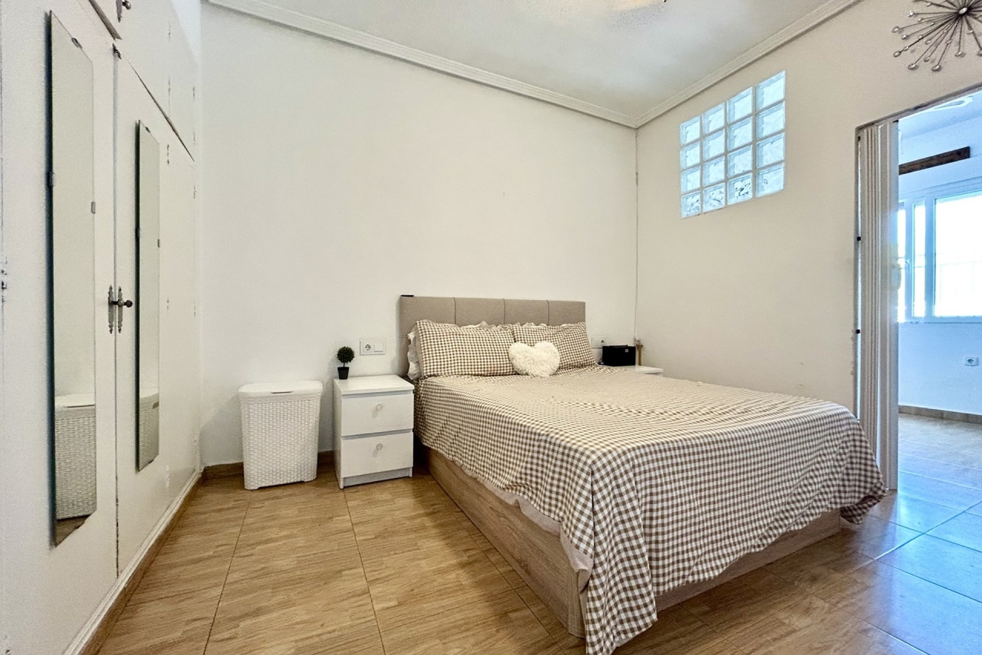 Resale - Apartment / Flat -
Cabo Roig