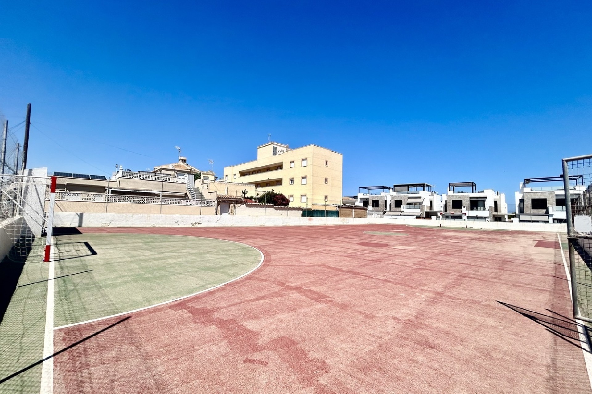 Resale - Apartment / Flat -
Cabo Roig