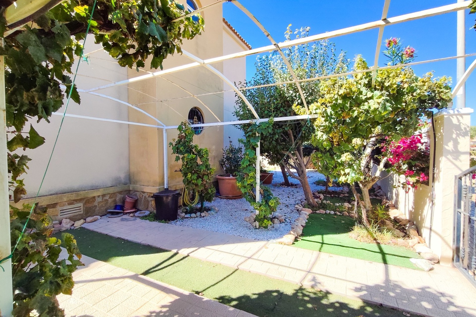 Resale - Apartment / Flat -
Cabo Roig