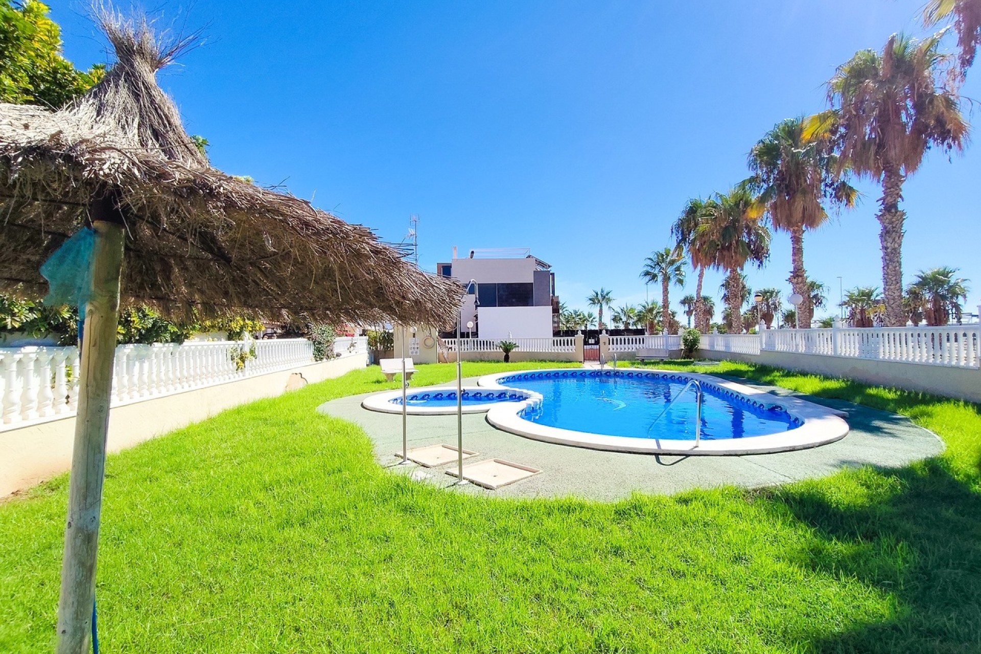 Resale - Apartment / Flat -
Cabo Roig
