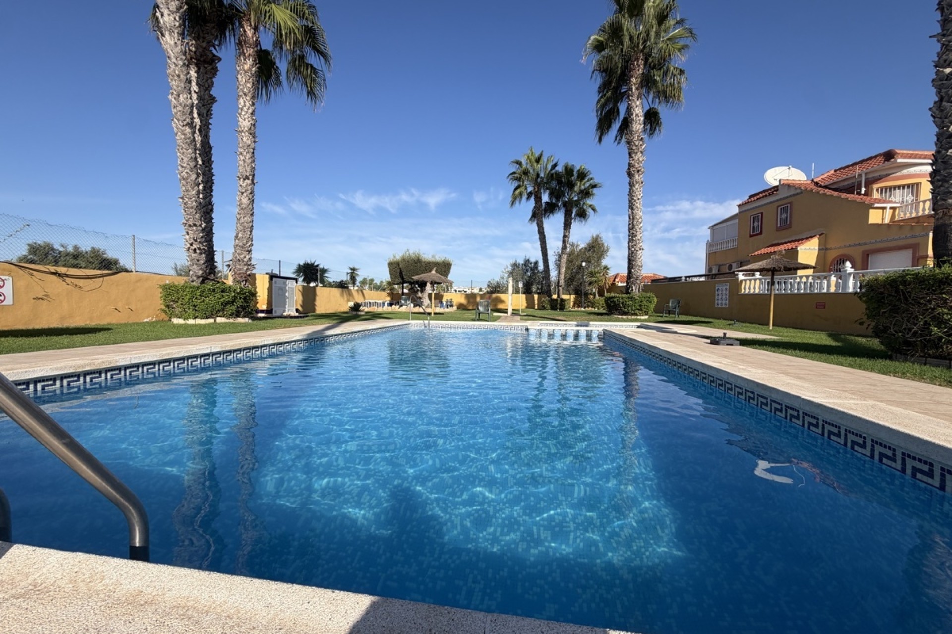 Resale - Apartment / Flat -
Cabo Roig