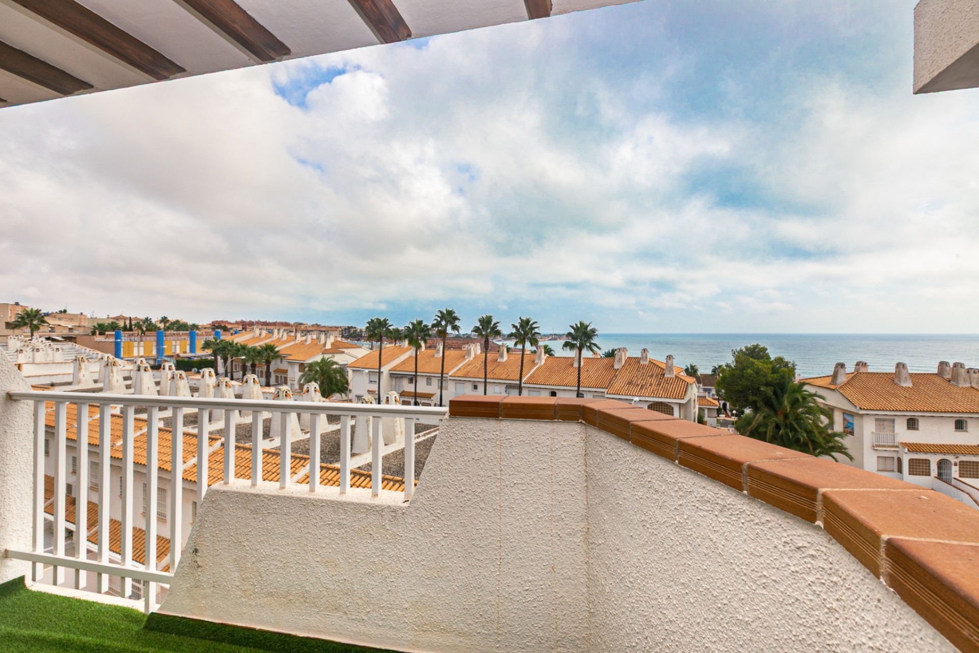 Resale - Apartment / Flat -
Cabo Roig