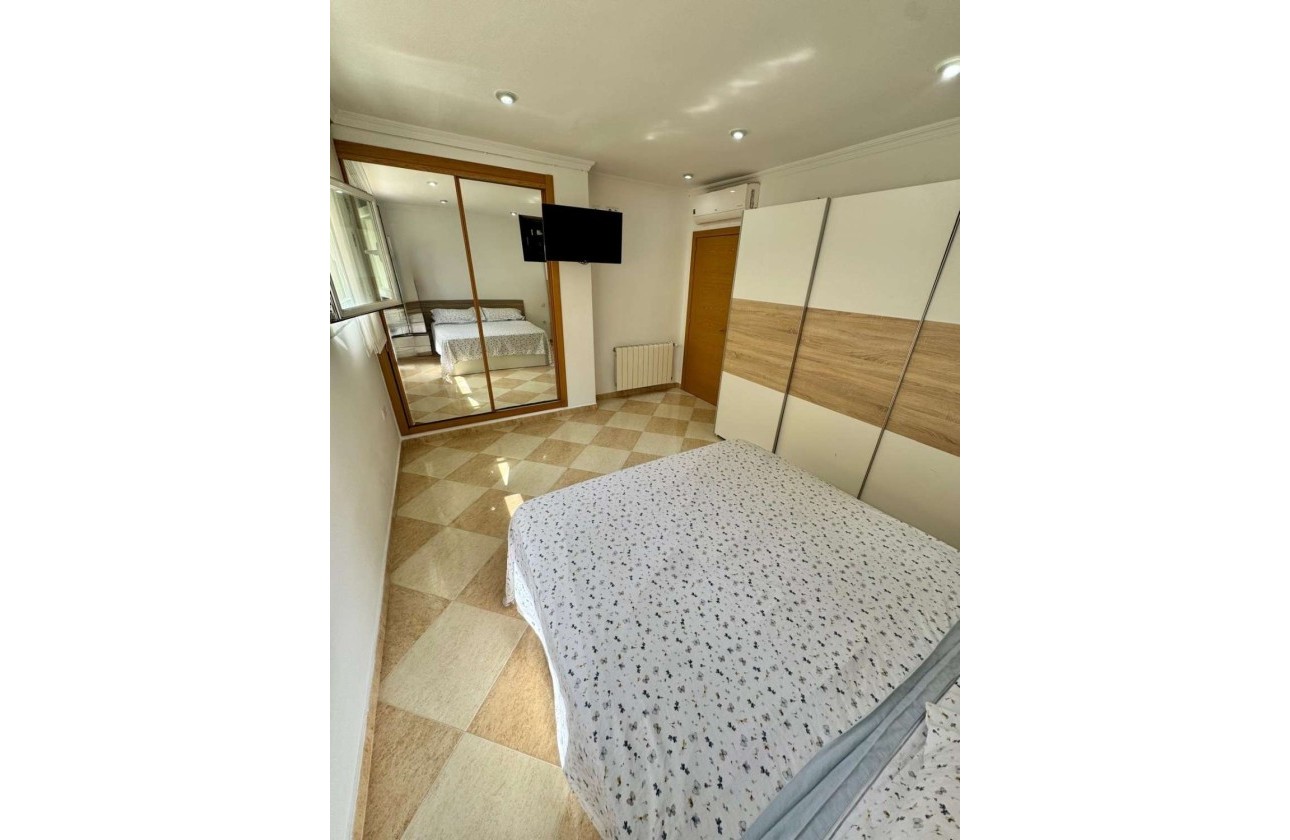 Resale - Apartment / Flat -
Calpe