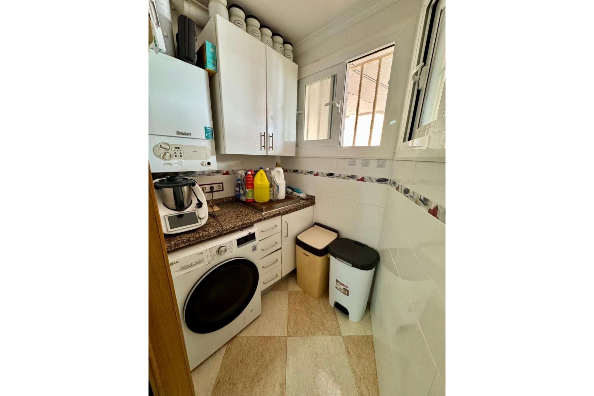 Resale - Apartment / Flat -
Calpe