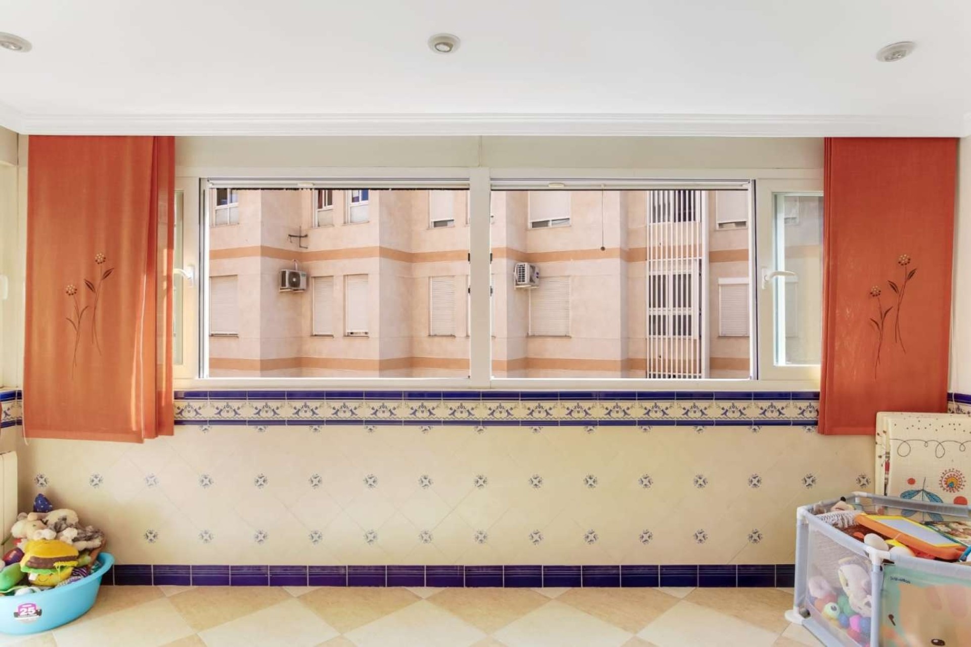 Resale - Apartment / Flat -
Calpe