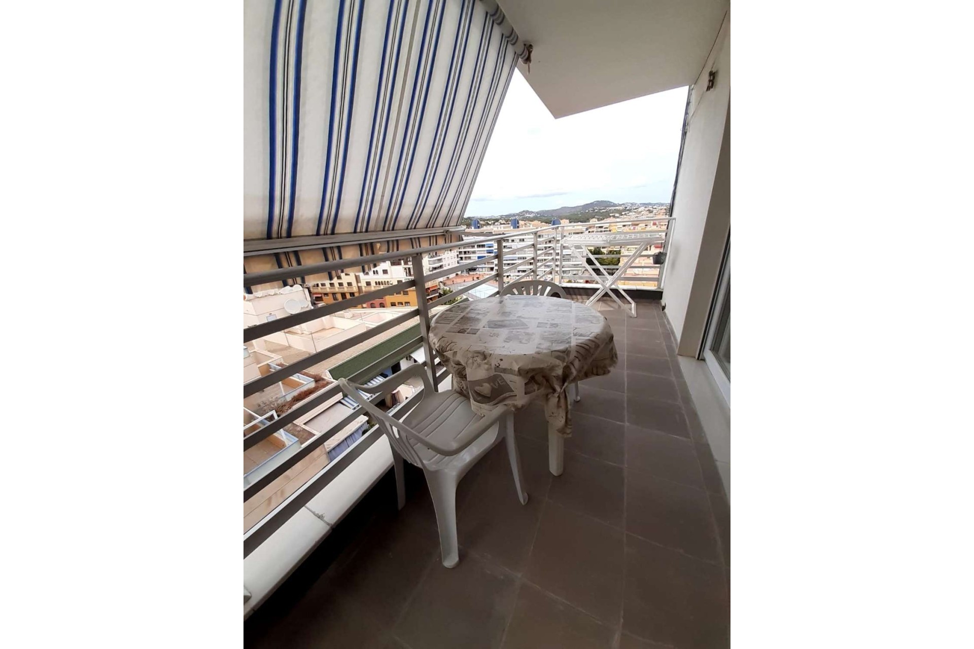 Resale - Apartment / Flat -
Calpe