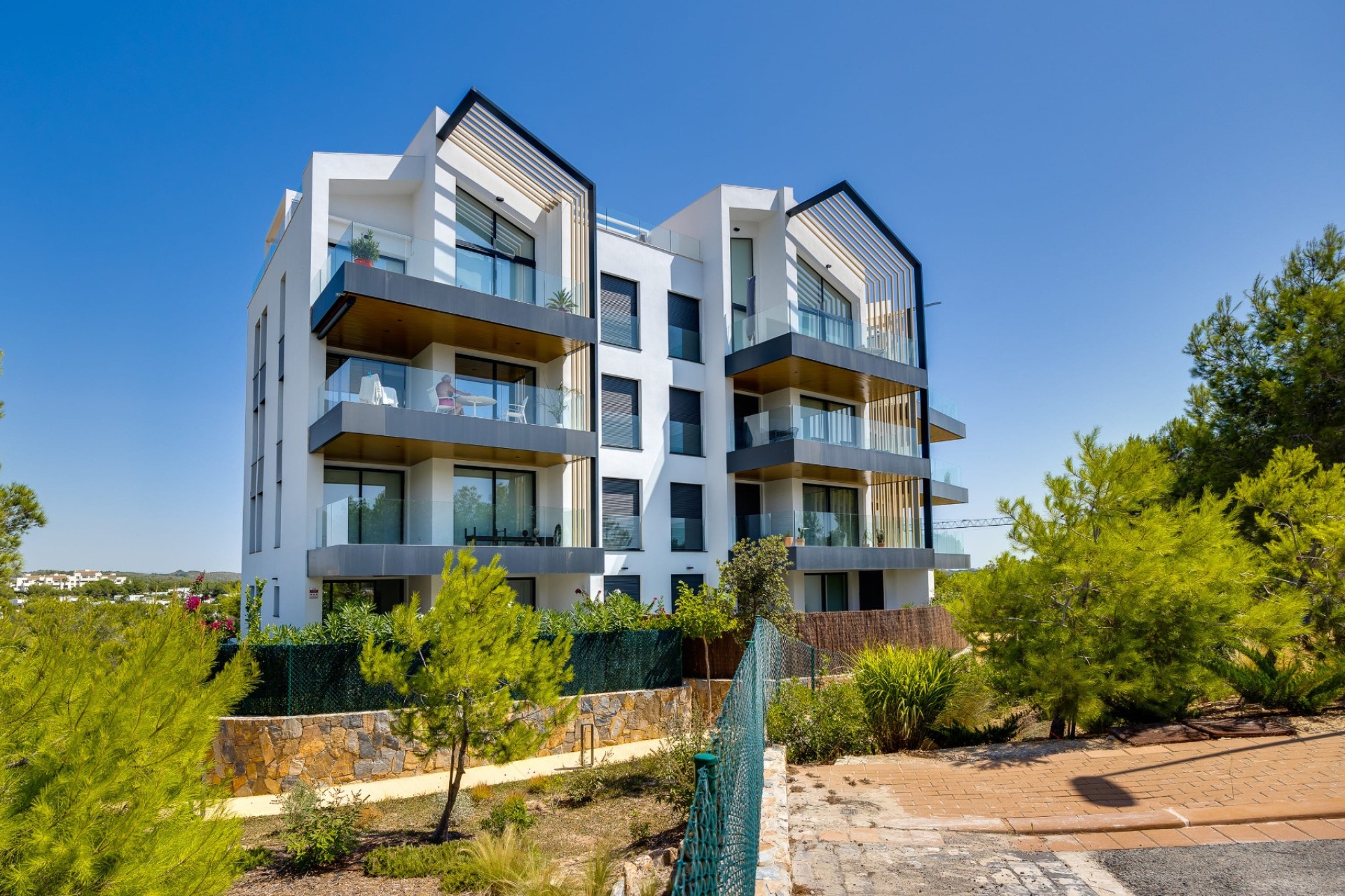 Resale - Apartment / Flat -
Campoamor - Las Colinas Golf and Country Club