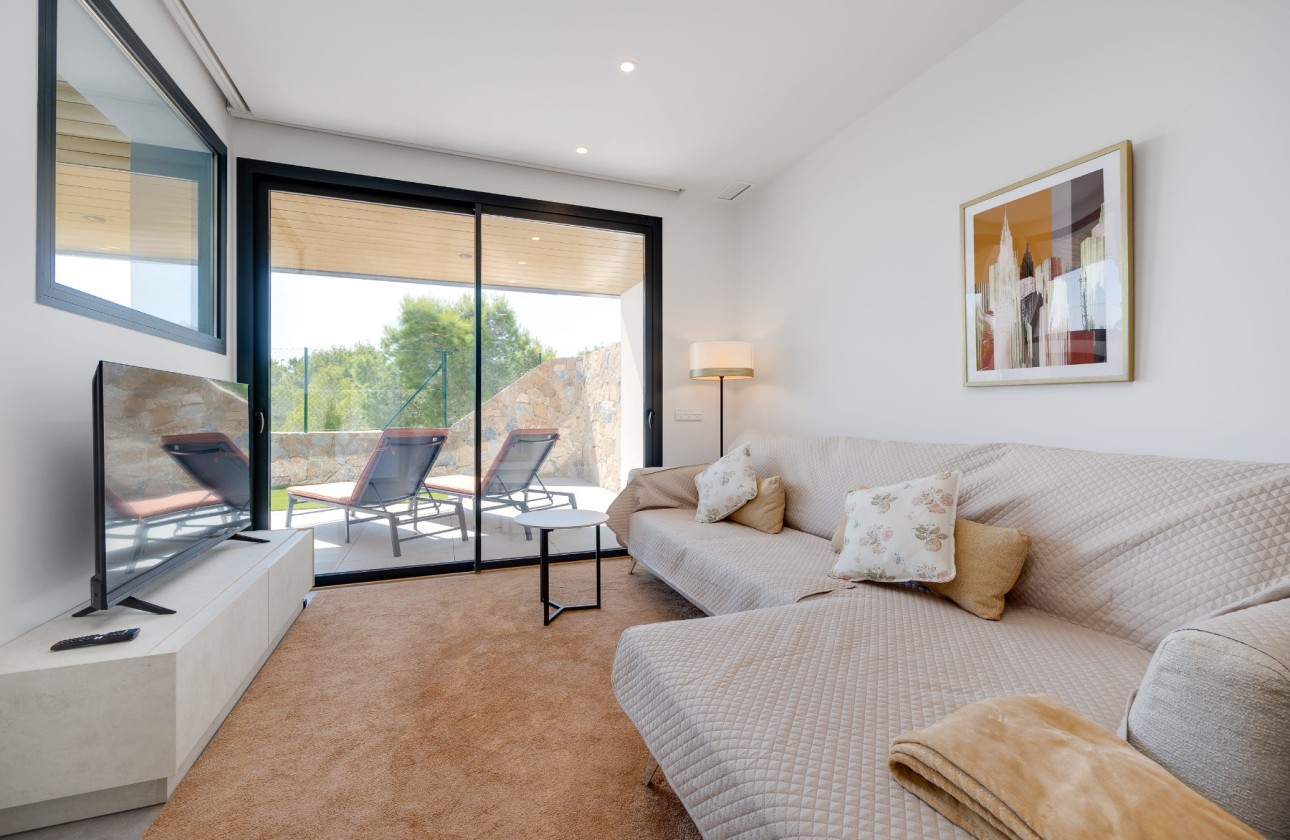 Resale - Apartment / Flat -
Campoamor - Las Colinas Golf and Country Club