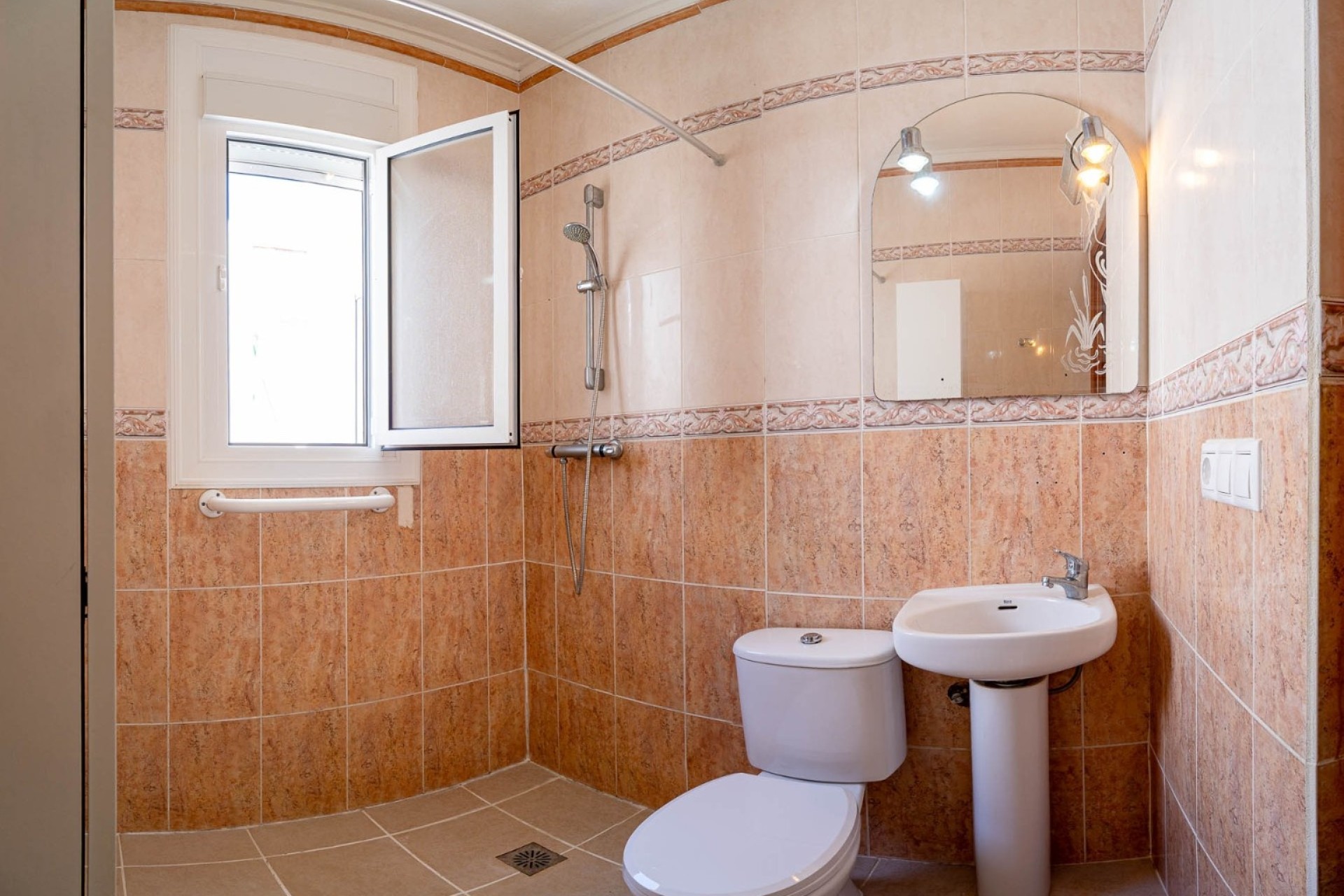 Resale - Apartment / Flat -
Ciudad Quesada - Rojales - Cuidad Quesada