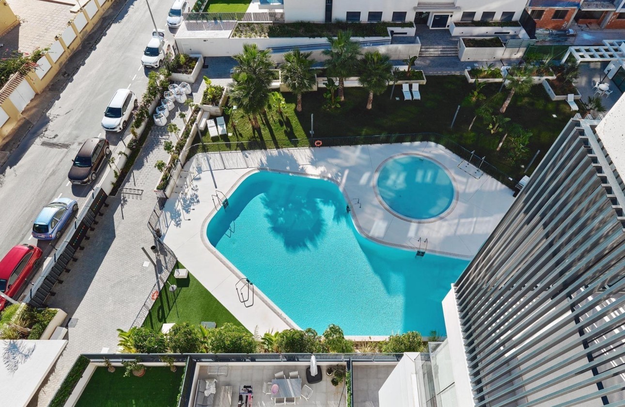 Resale - Apartment / Flat -
Dehesa de Campoamor - Campoamor