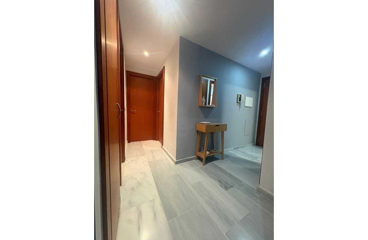 Resale - Apartment / Flat -
Denia - Dénia