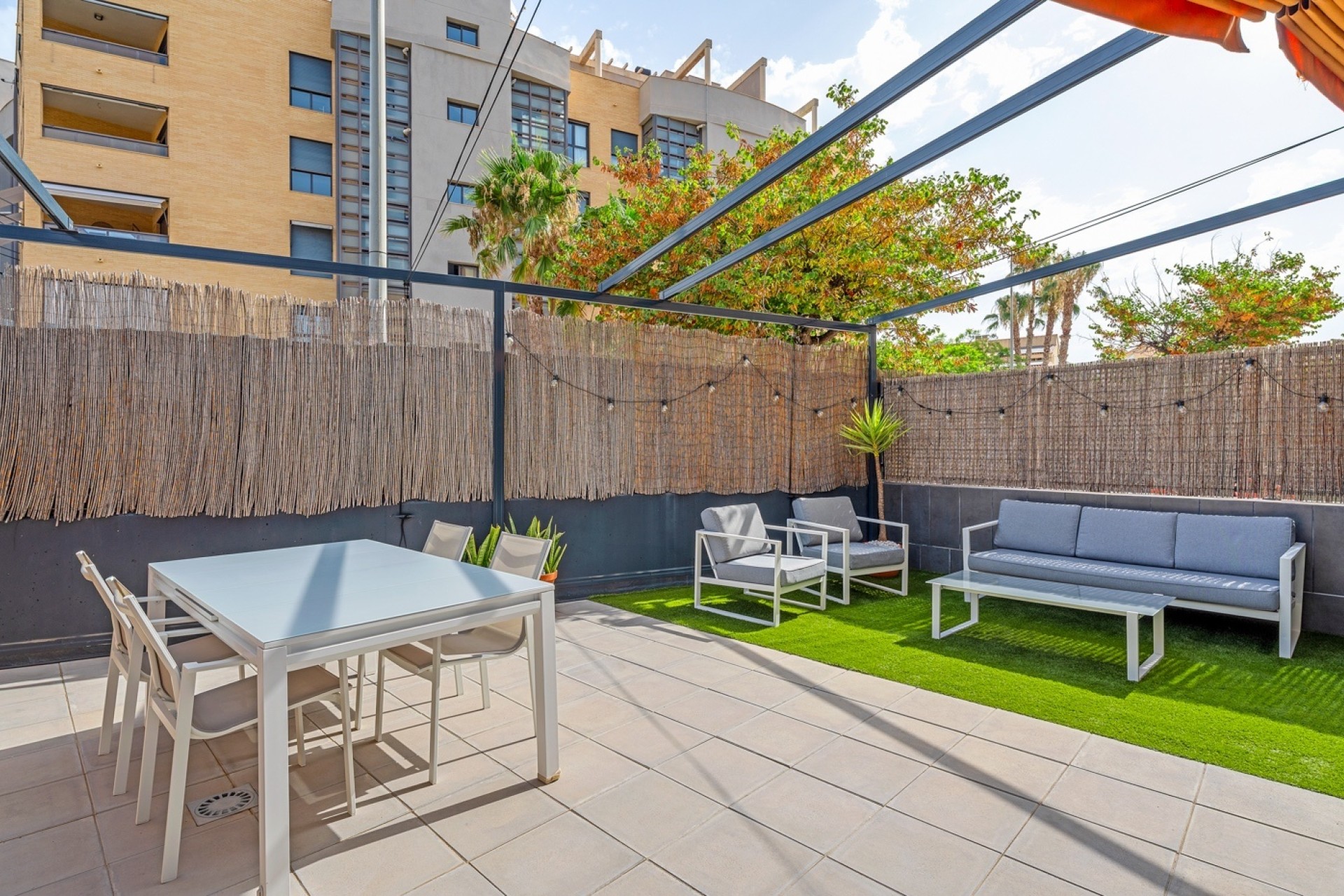 Resale - Apartment / Flat -
El Campello - Mutxamel