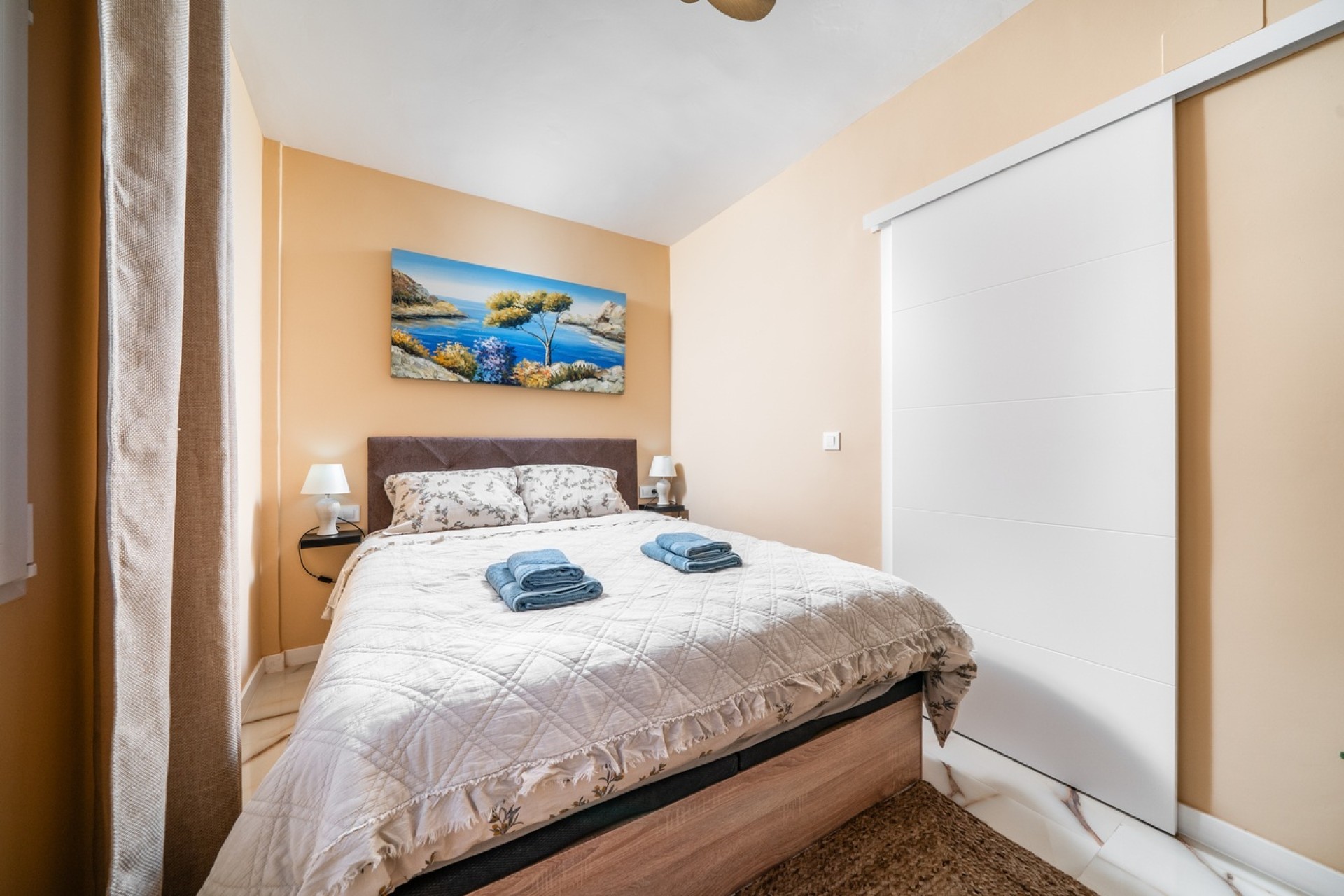 Resale - Apartment / Flat -
El Chaparral - Costa Blanca
