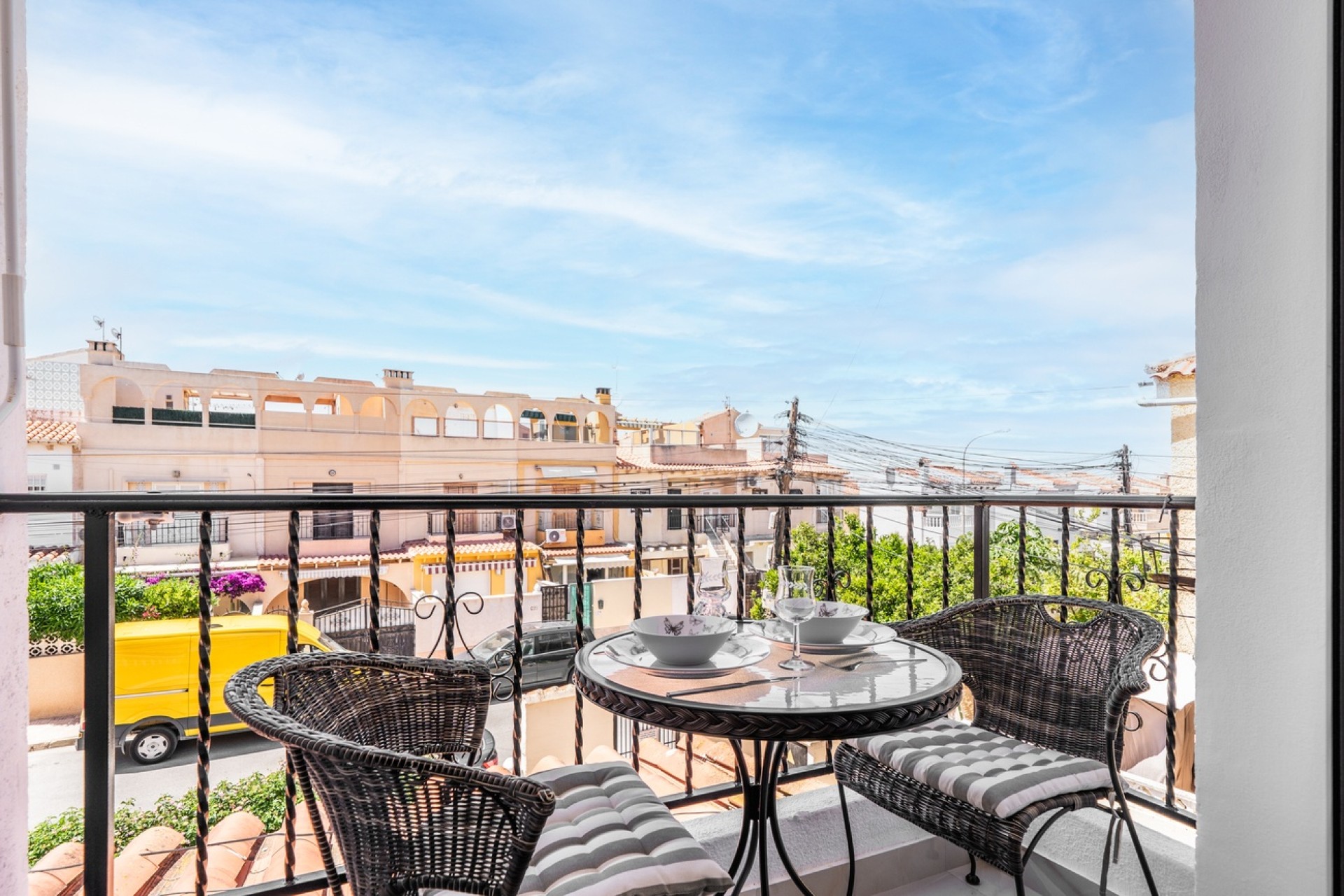 Resale - Apartment / Flat -
El Chaparral - Costa Blanca