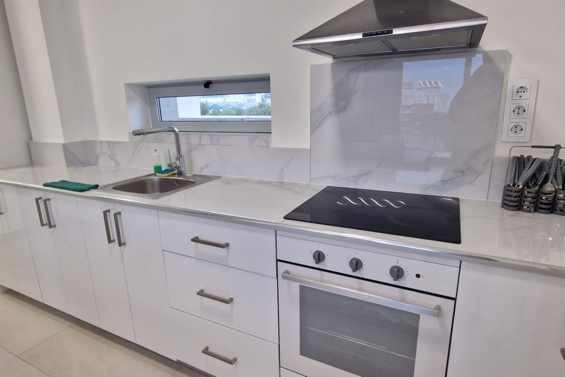 Resale - Apartment / Flat -
Finestrat - Cala de Finestrat