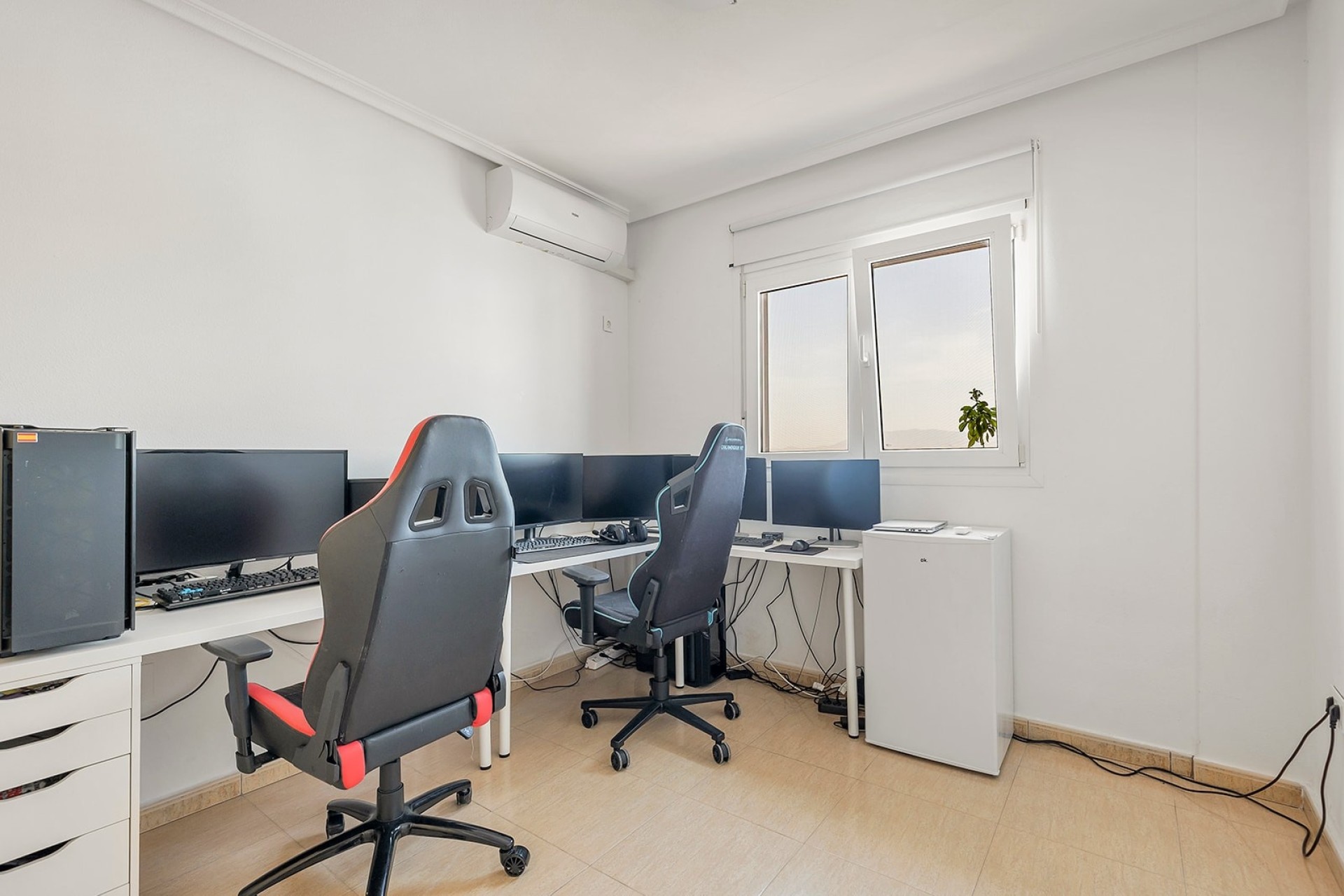 Resale - Apartment / Flat -
Gea y Truyols - Lo Santiago