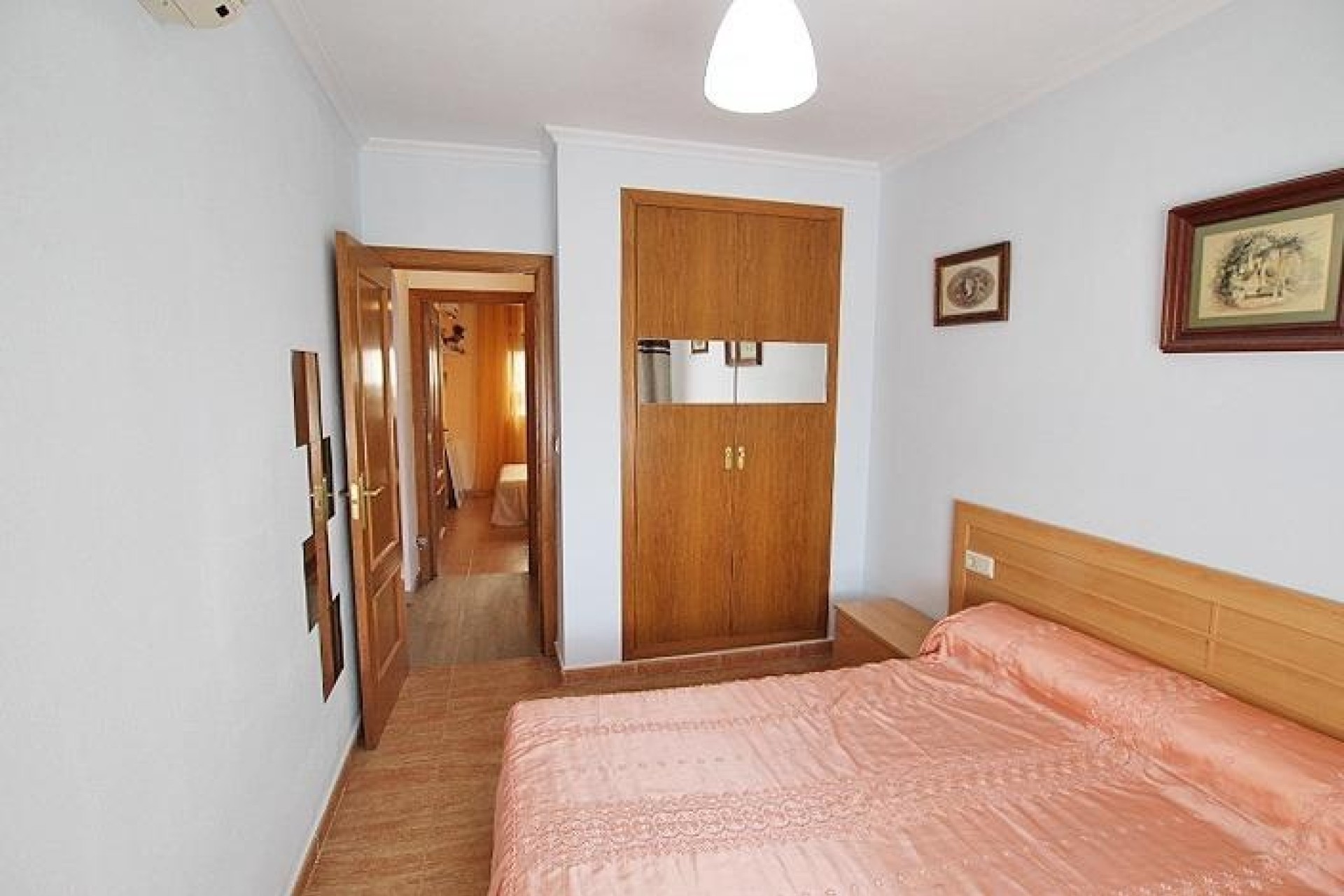 Resale - Apartment / Flat -
Guardamar del Segura - 03140