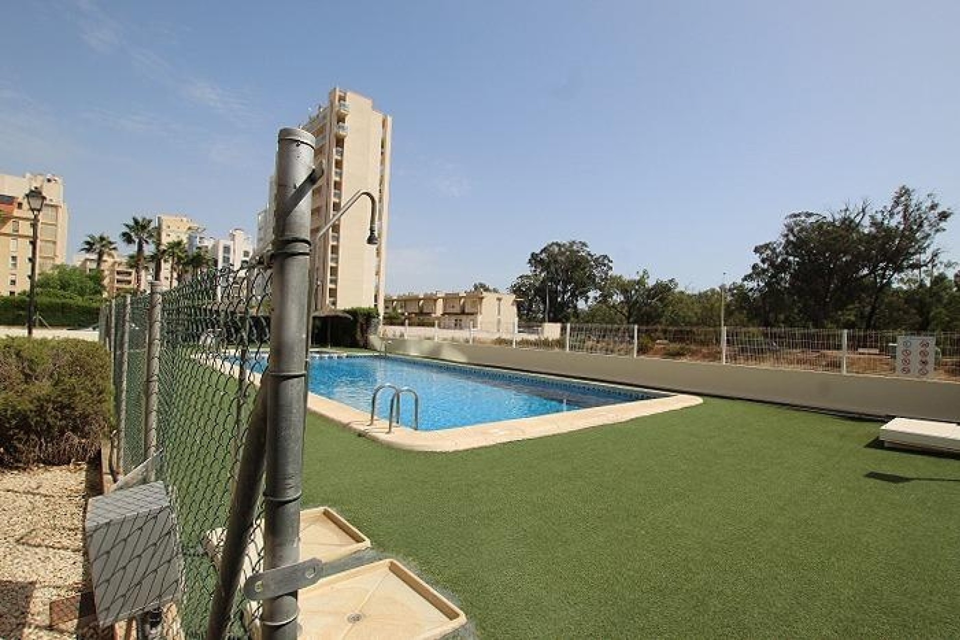 Resale - Apartment / Flat -
Guardamar del Segura - Avenida del Puerto