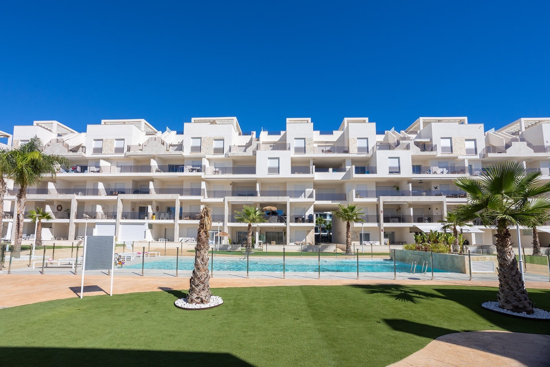 Resale - Apartment / Flat -
Guardamar del Segura - El Raso