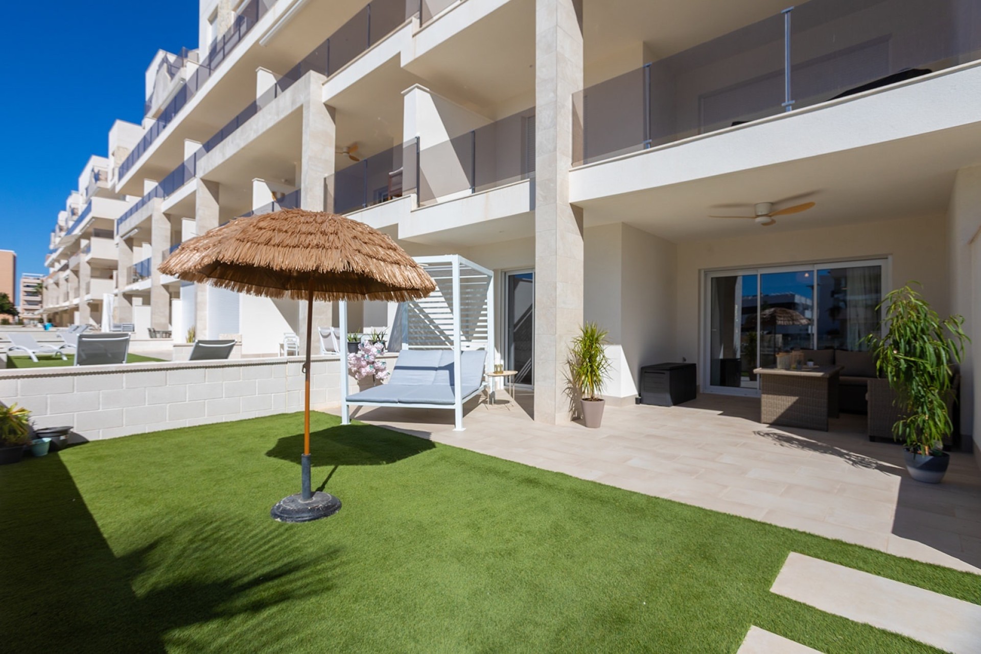 Resale - Apartment / Flat -
Guardamar del Segura - El Raso