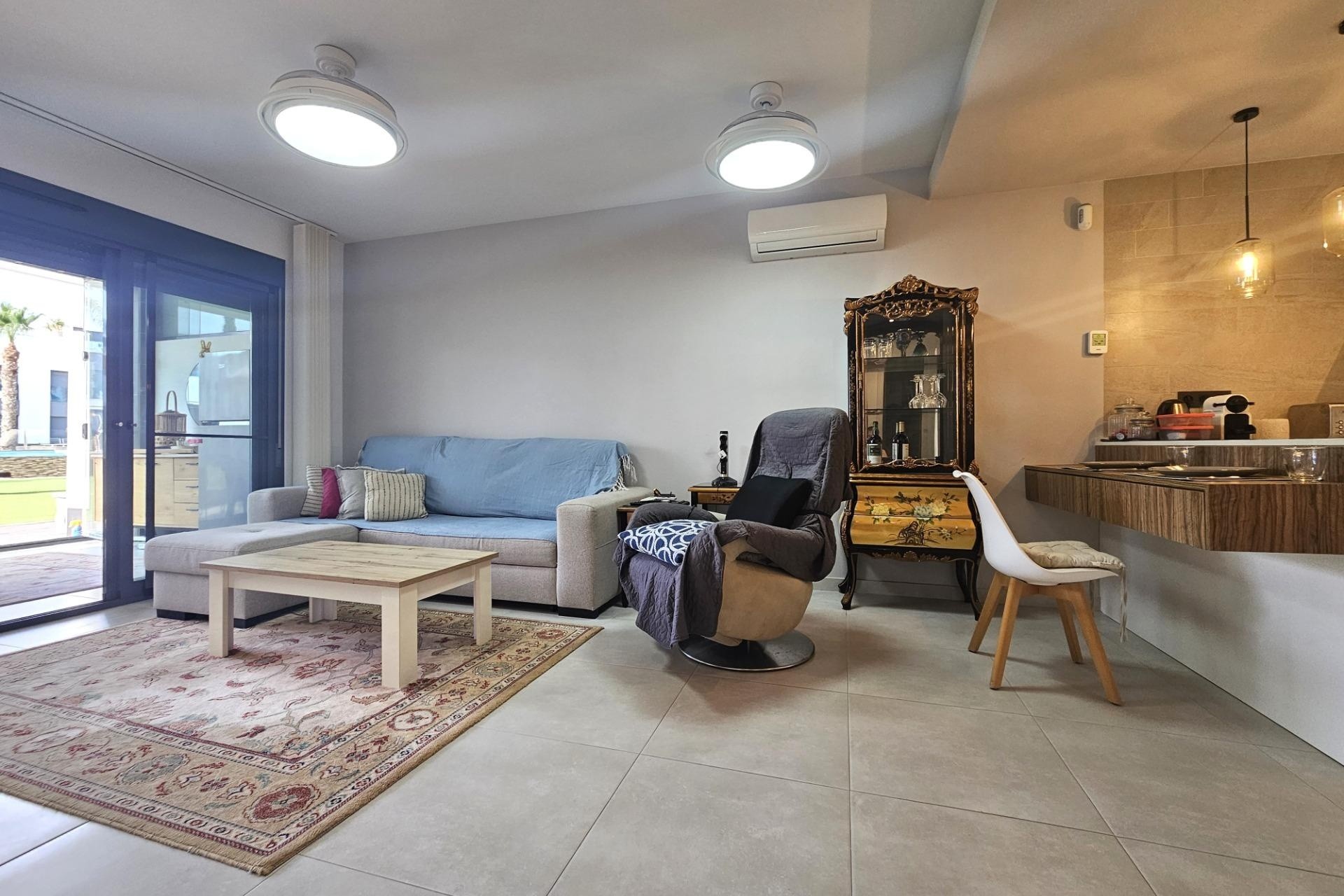 Resale - Apartment / Flat -
Guardamar del Segura - El Raso