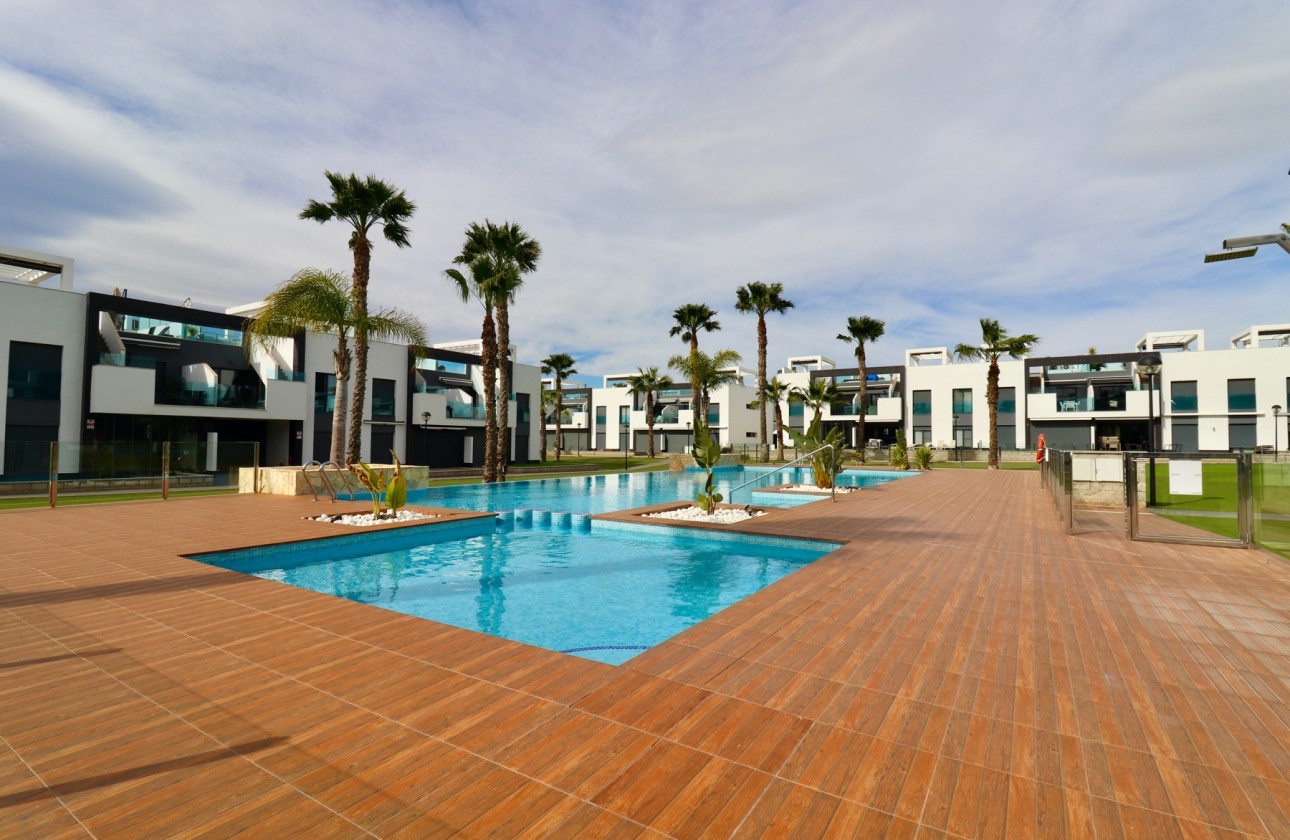 Resale - Apartment / Flat -
Guardamar del Segura - Guardamar - El Raso