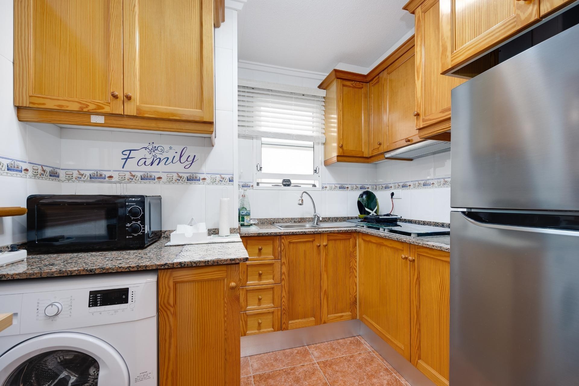Resale - Apartment / Flat -
Guardamar del Segura - Pueblo