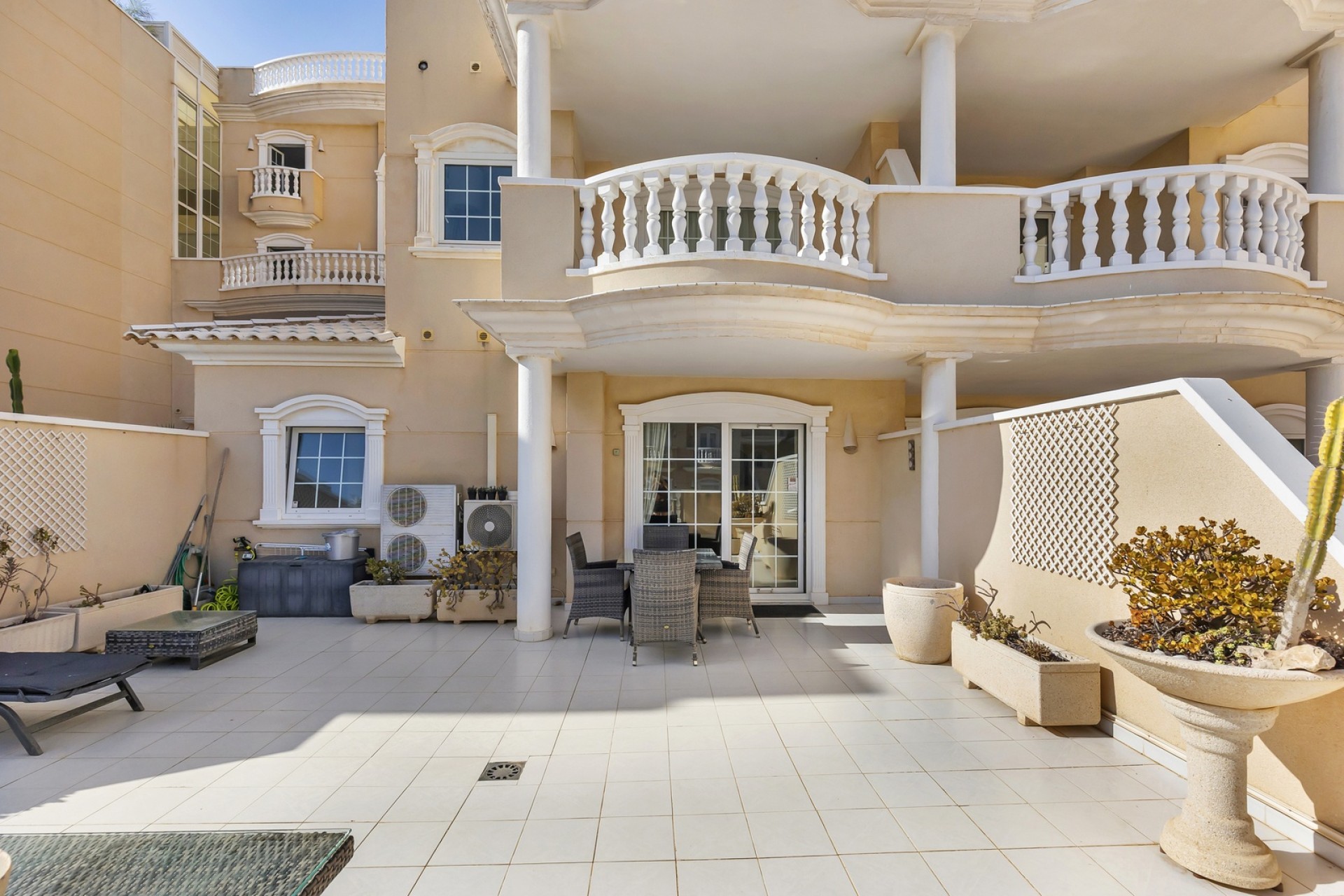 Resale - Apartment / Flat -
Guardamar del Segura