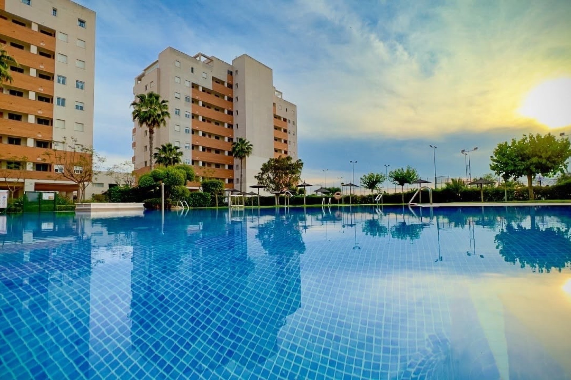 Resale - Apartment / Flat -
Guardamar del Segura