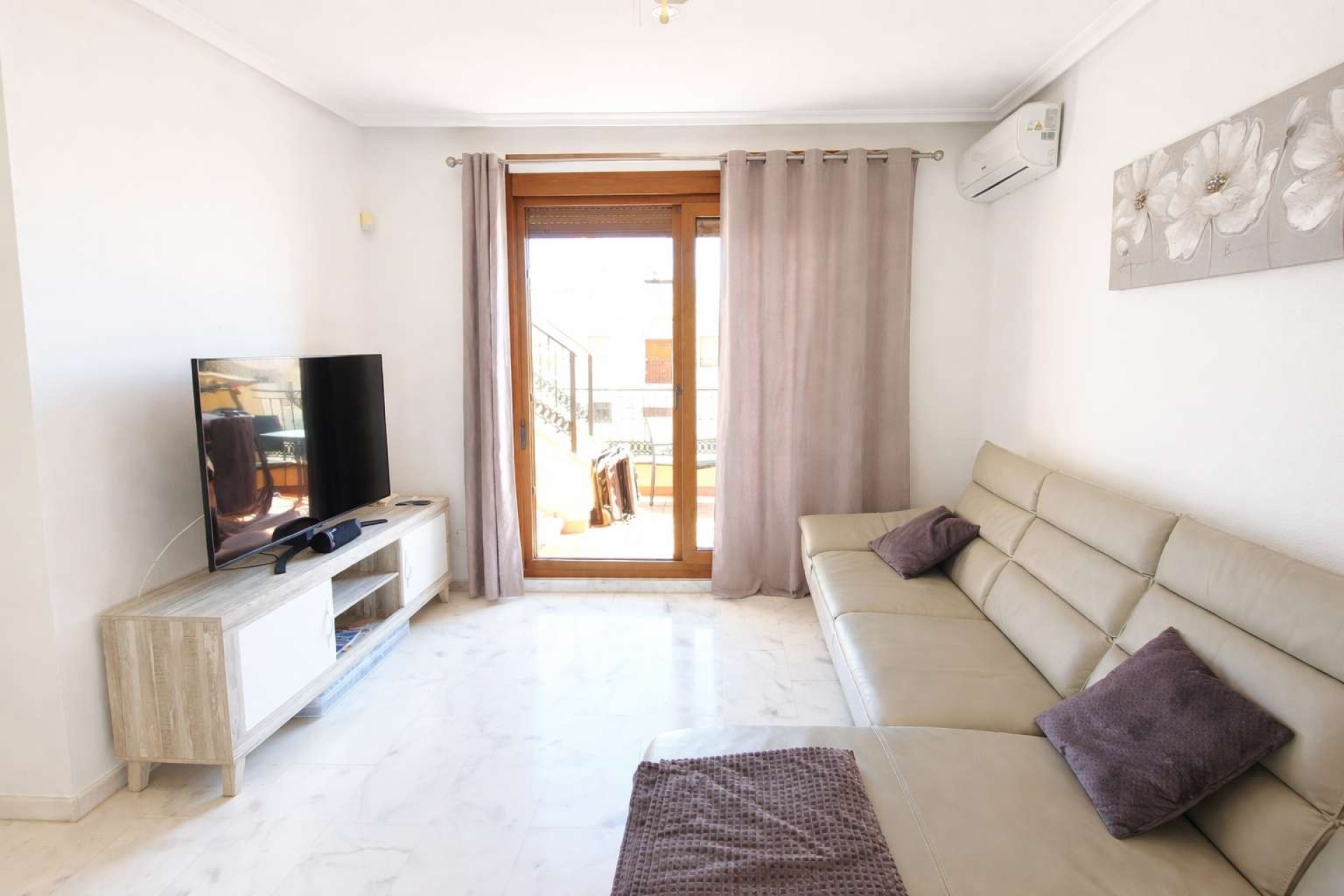 Resale - Apartment / Flat -
La Finca Golf - La Finca Golf and Spa Resort