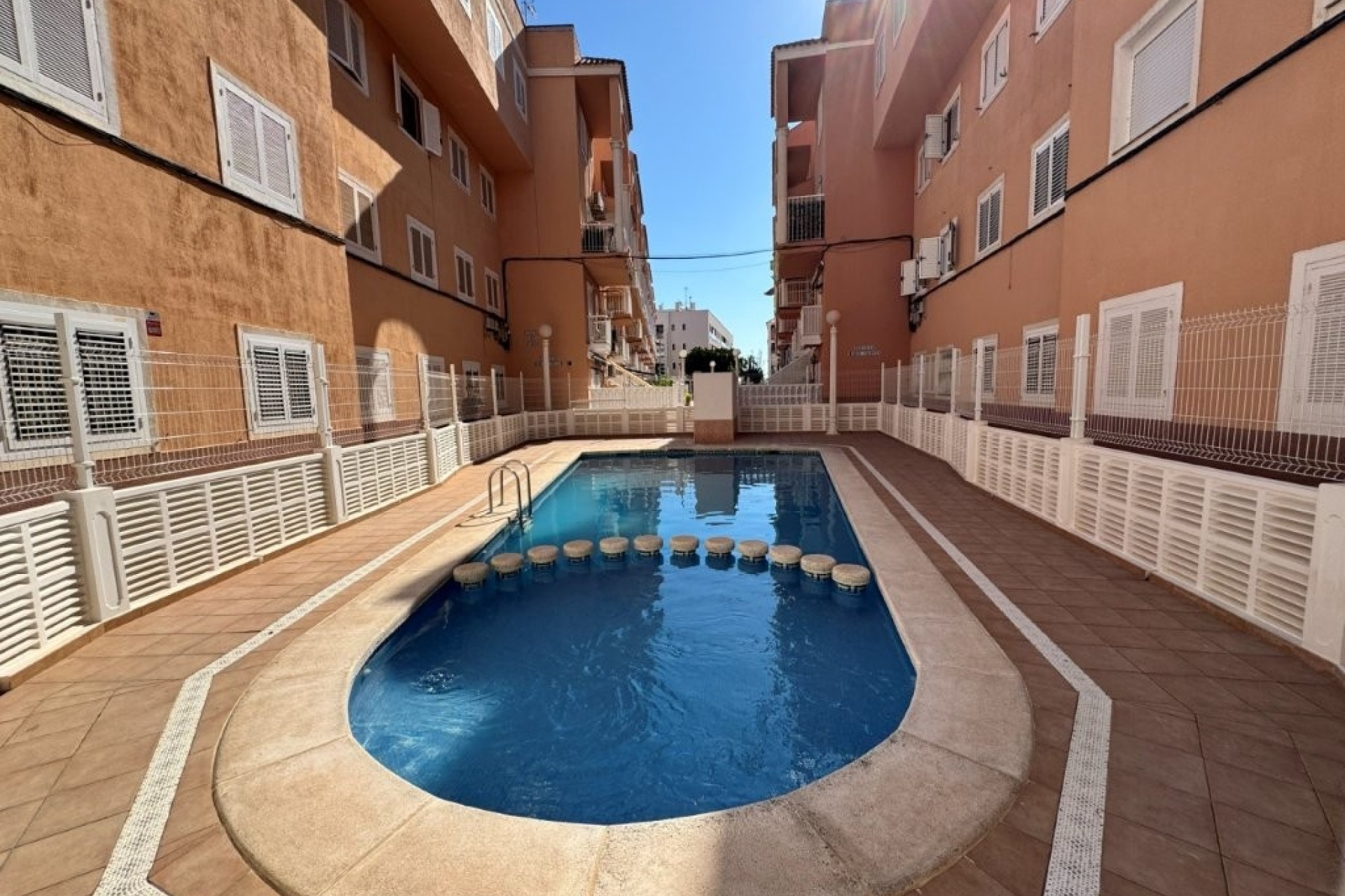 Resale - Apartment / Flat -
La Mata