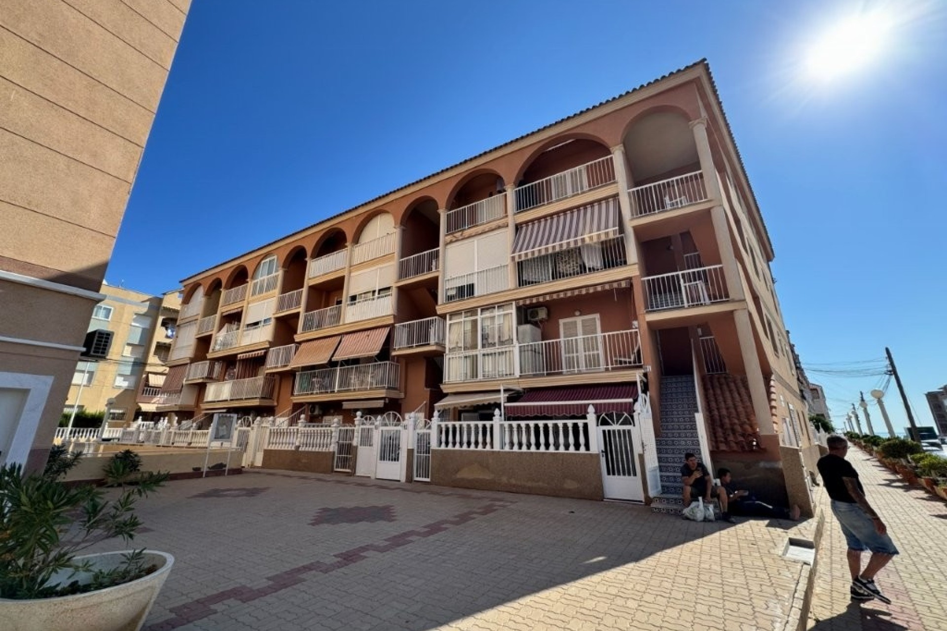 Resale - Apartment / Flat -
La Mata