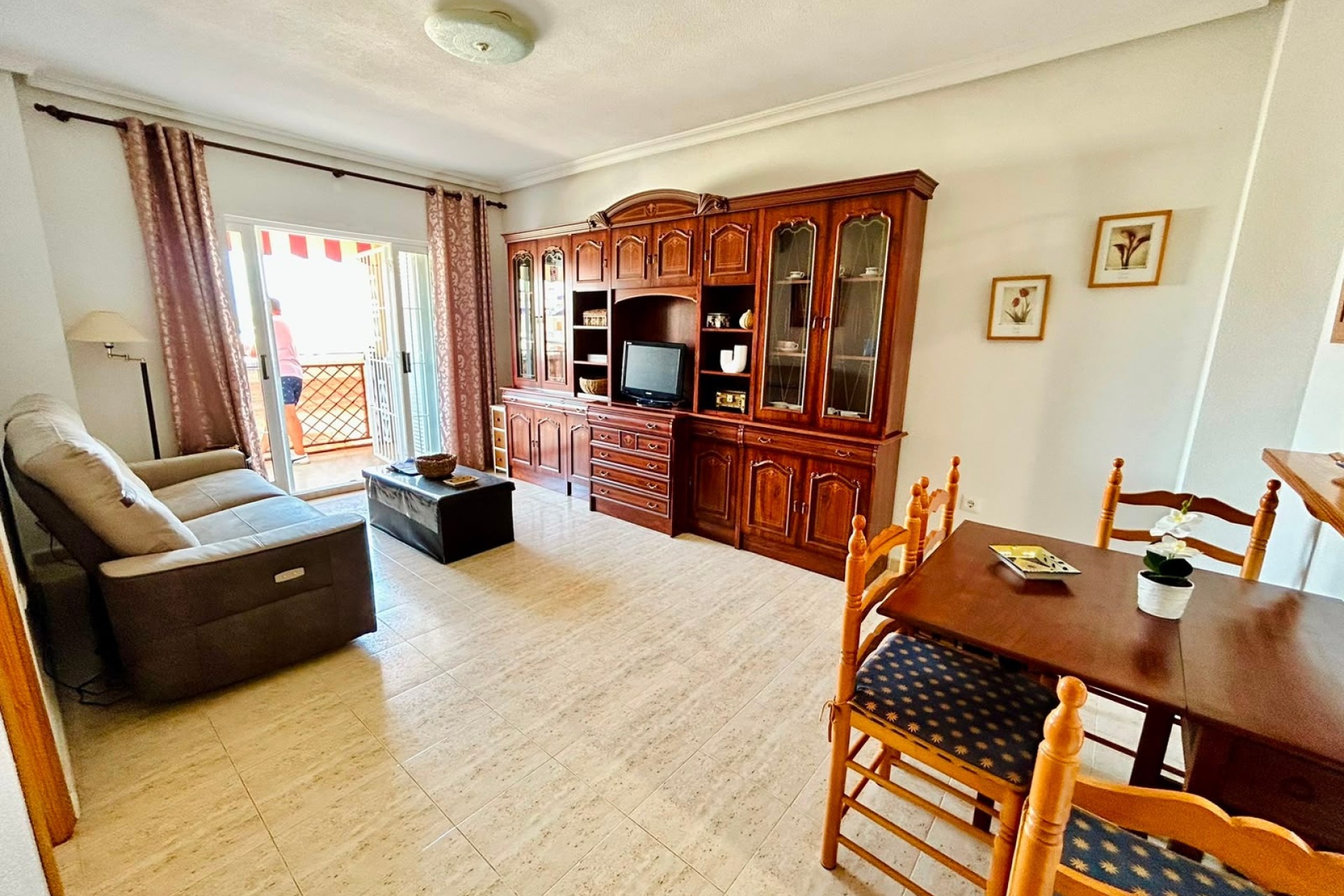 Resale - Apartment / Flat -
La Mata