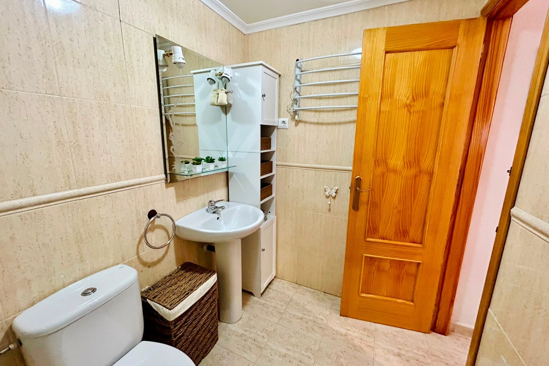 Resale - Apartment / Flat -
La Mata