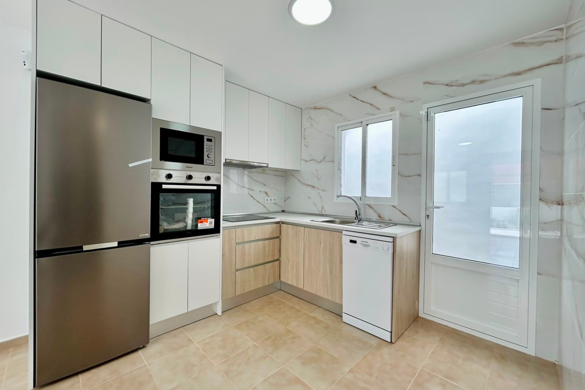 Resale - Apartment / Flat -
La Siesta - El Salado - Torreta - Costa Blanca
