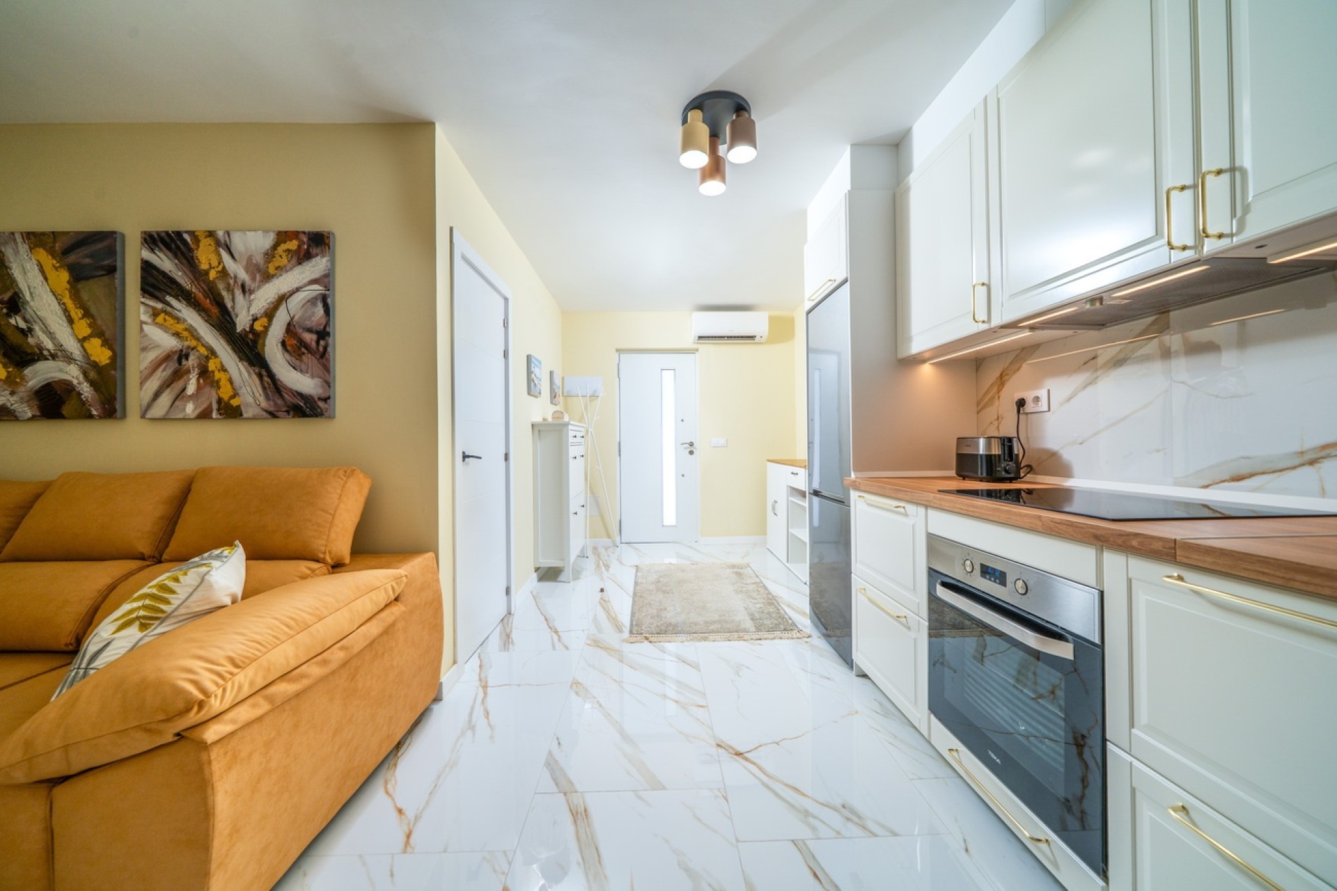 Resale - Apartment / Flat -
La Veleta - Costa Blanca