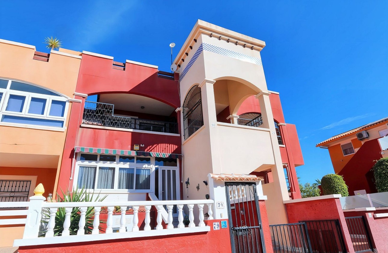 Resale - Apartment / Flat -
Los Altos - Costa Blanca